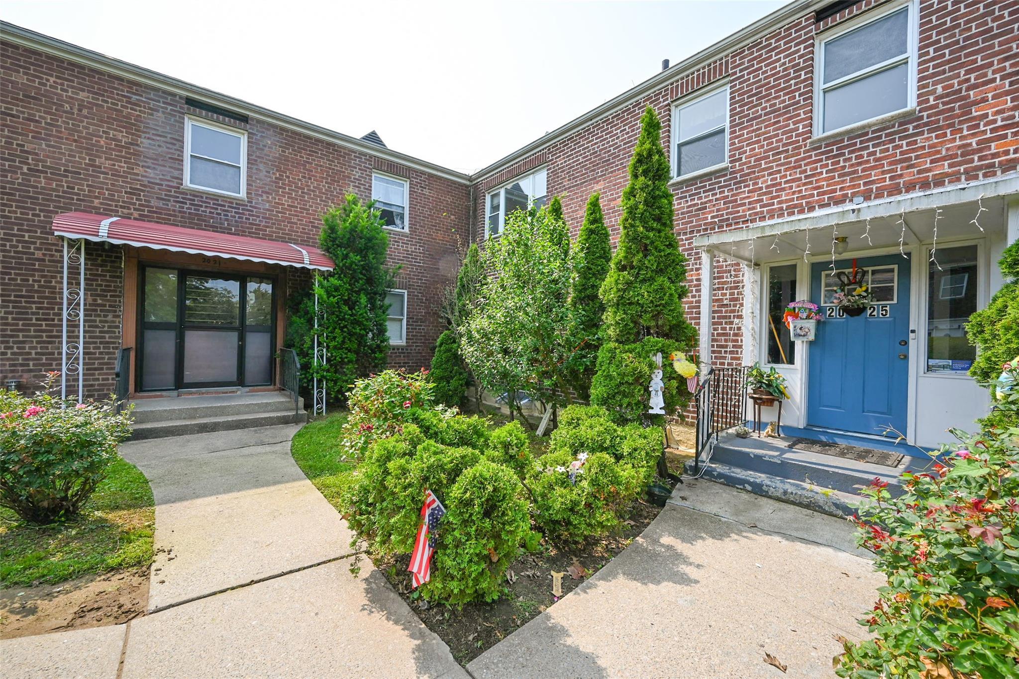 Single Family Parsons  Queens, NY 11357, MLS-875270-2