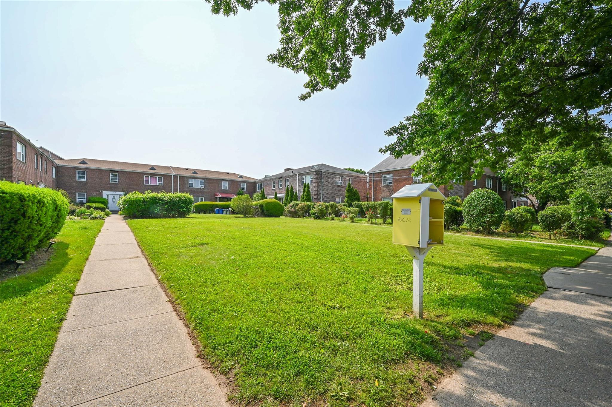 Single Family Parsons  Queens, NY 11357, MLS-875270-4