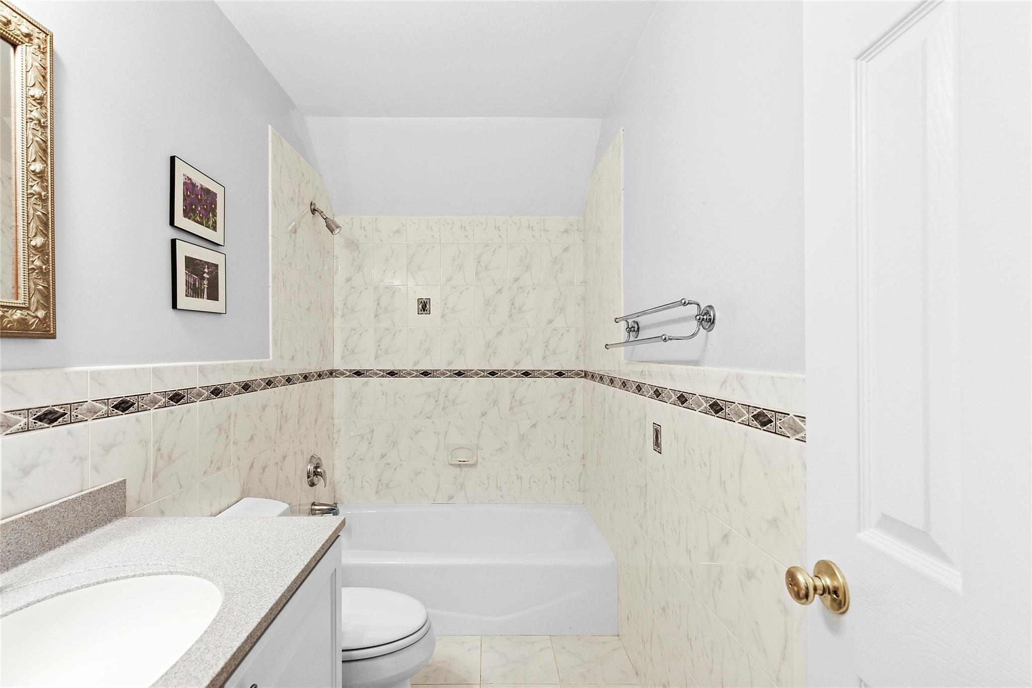 Single Family Covey Suffolk County, NY 11937, MLS-875285-11