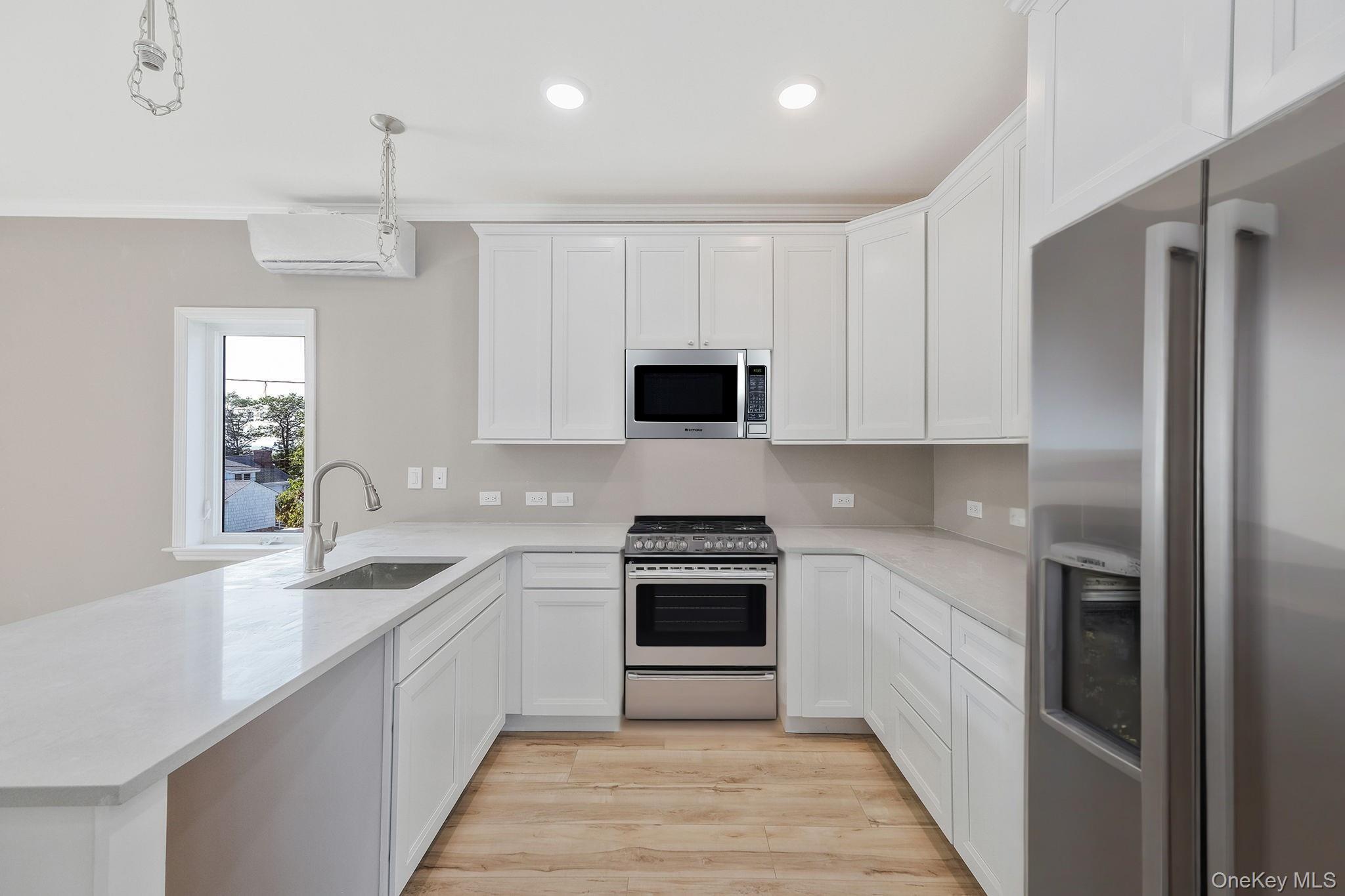 Single Family Whittier  Suffolk County, NY 11754, MLS-875321-20