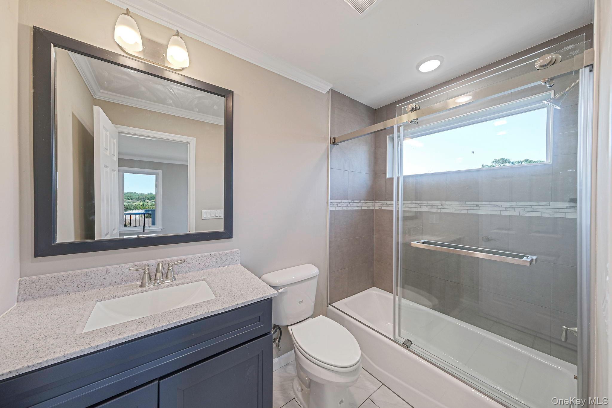 Single Family Whittier  Suffolk County, NY 11754, MLS-875321-28