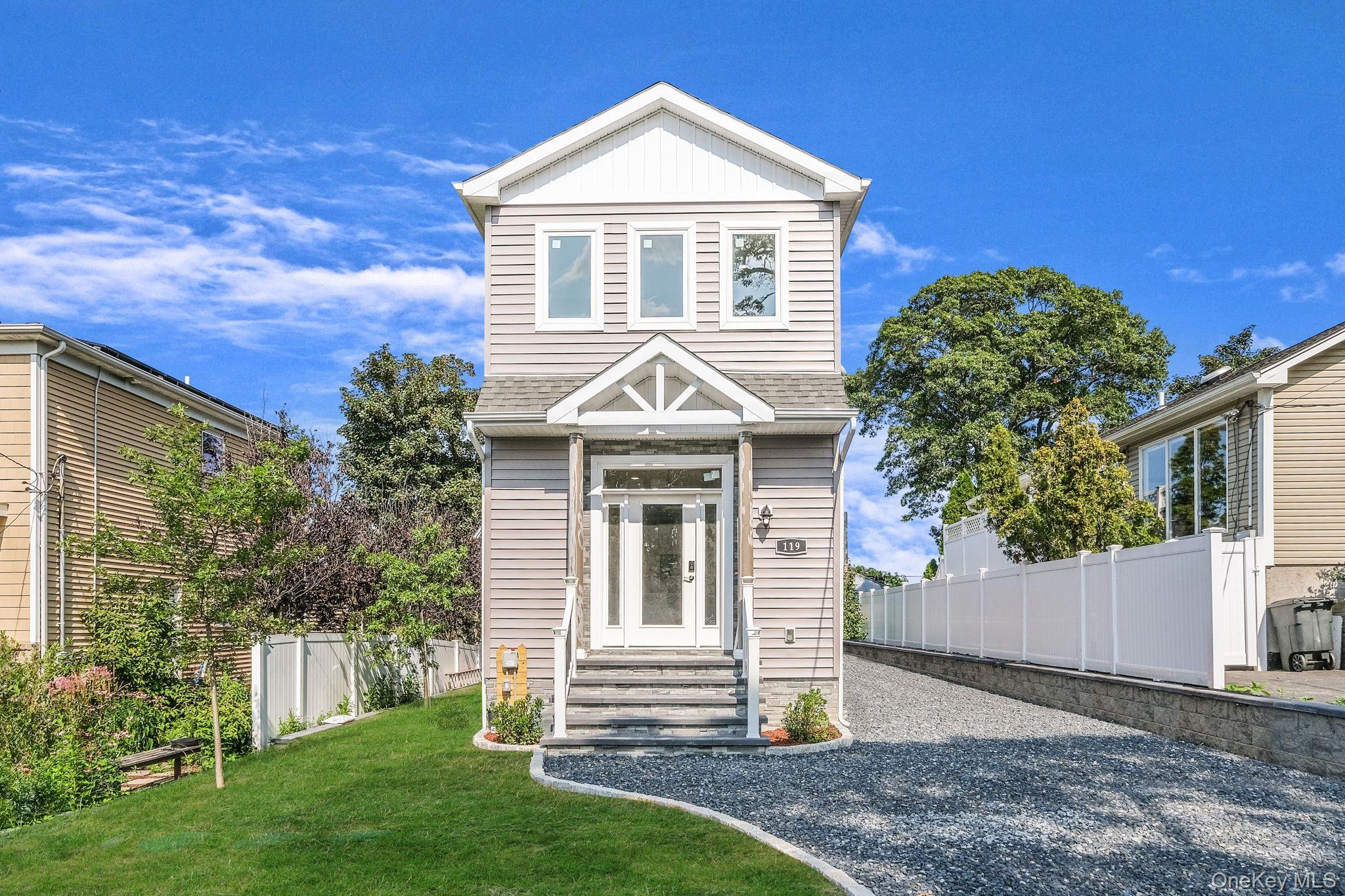 Single Family Whittier  Suffolk County, NY 11754, MLS-875321-3