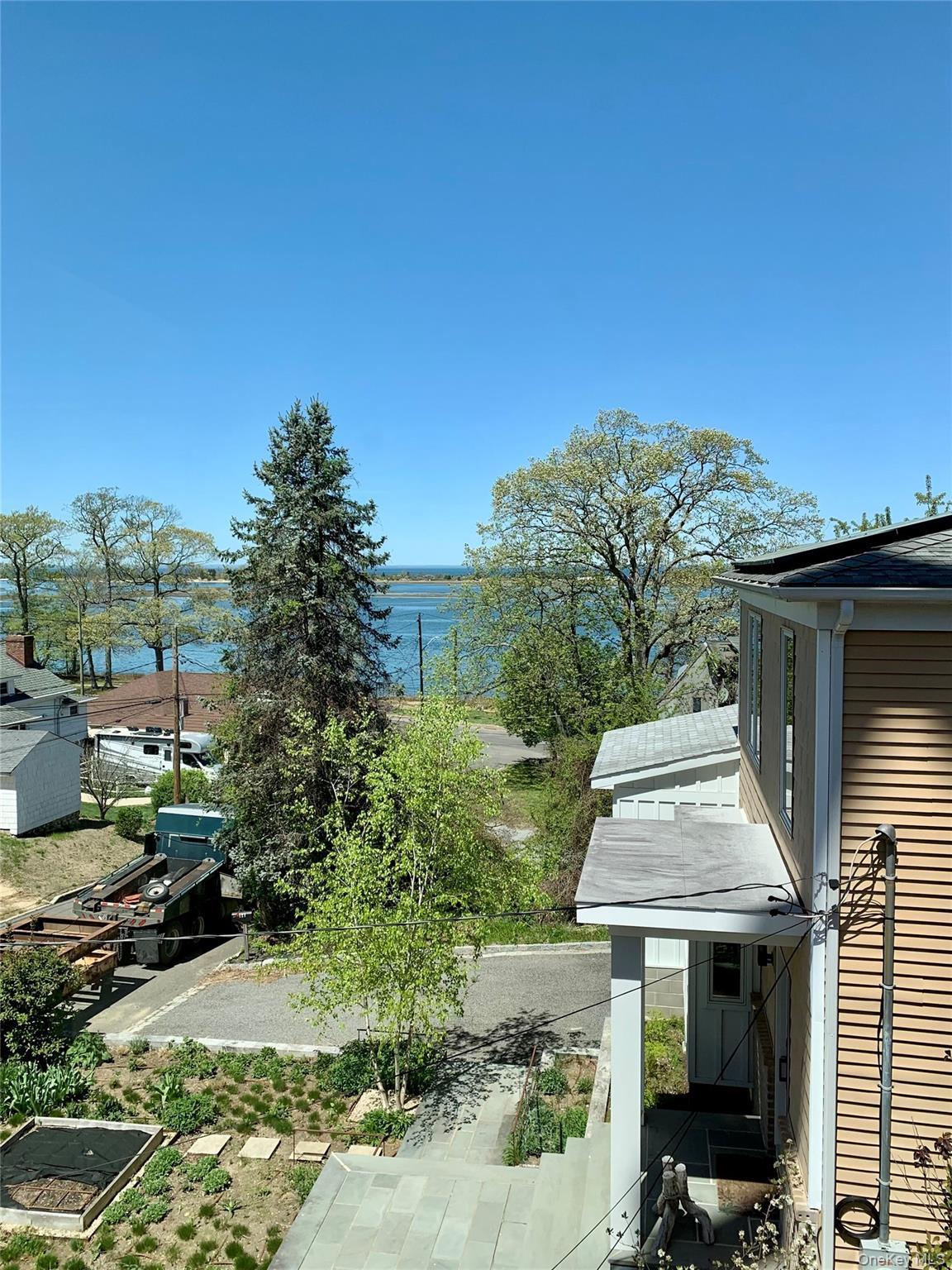 Single Family Whittier  Suffolk County, NY 11754, MLS-875321-38