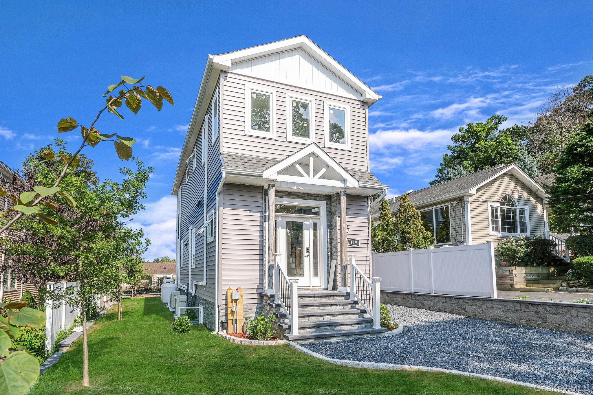 Single Family Whittier  Suffolk County, NY 11754, MLS-875321-4