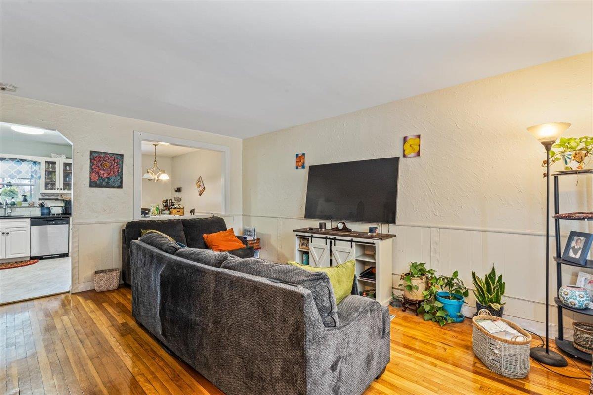 Single Family Van Nest  Bronx, NY 10462, MLS-875325-2