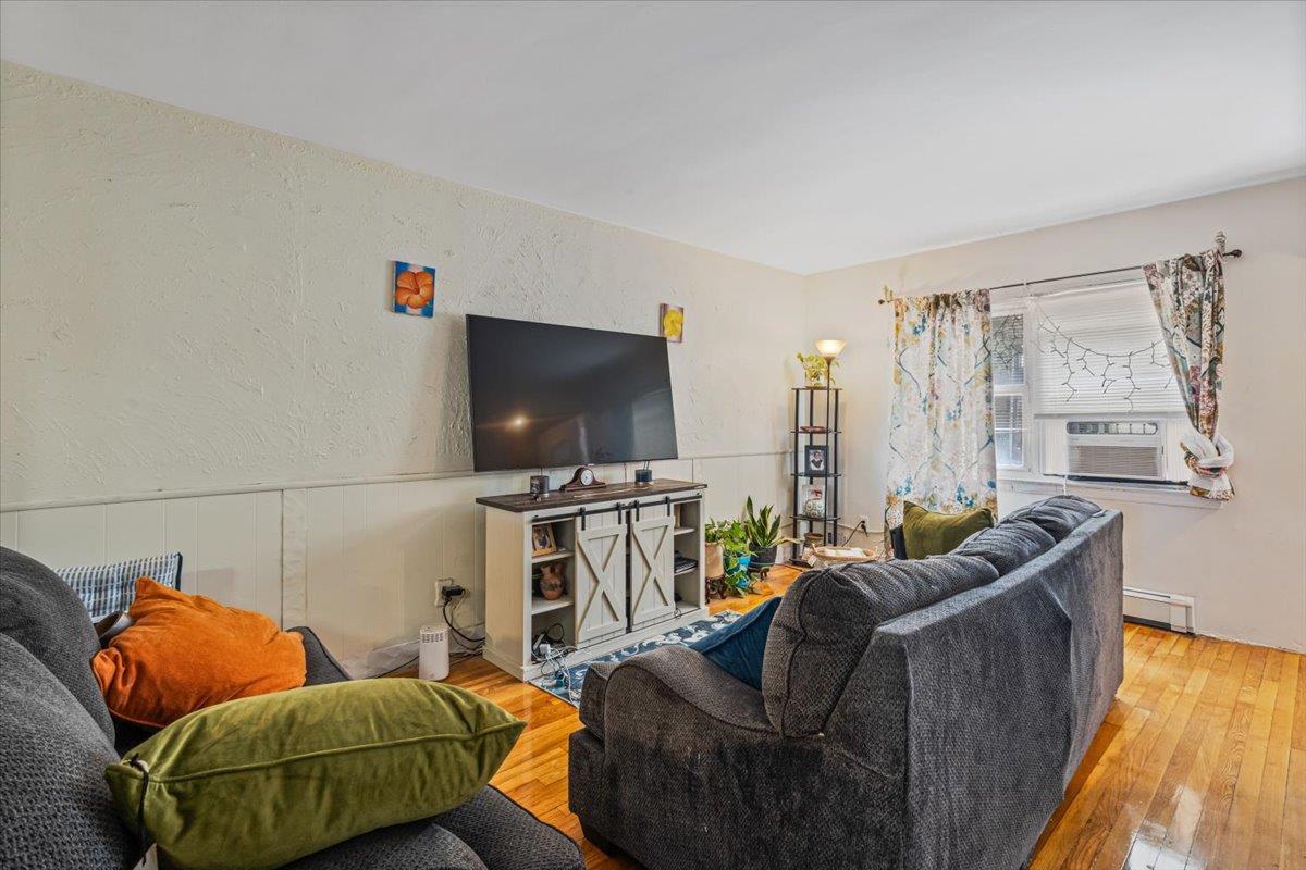 Single Family Van Nest  Bronx, NY 10462, MLS-875325-3