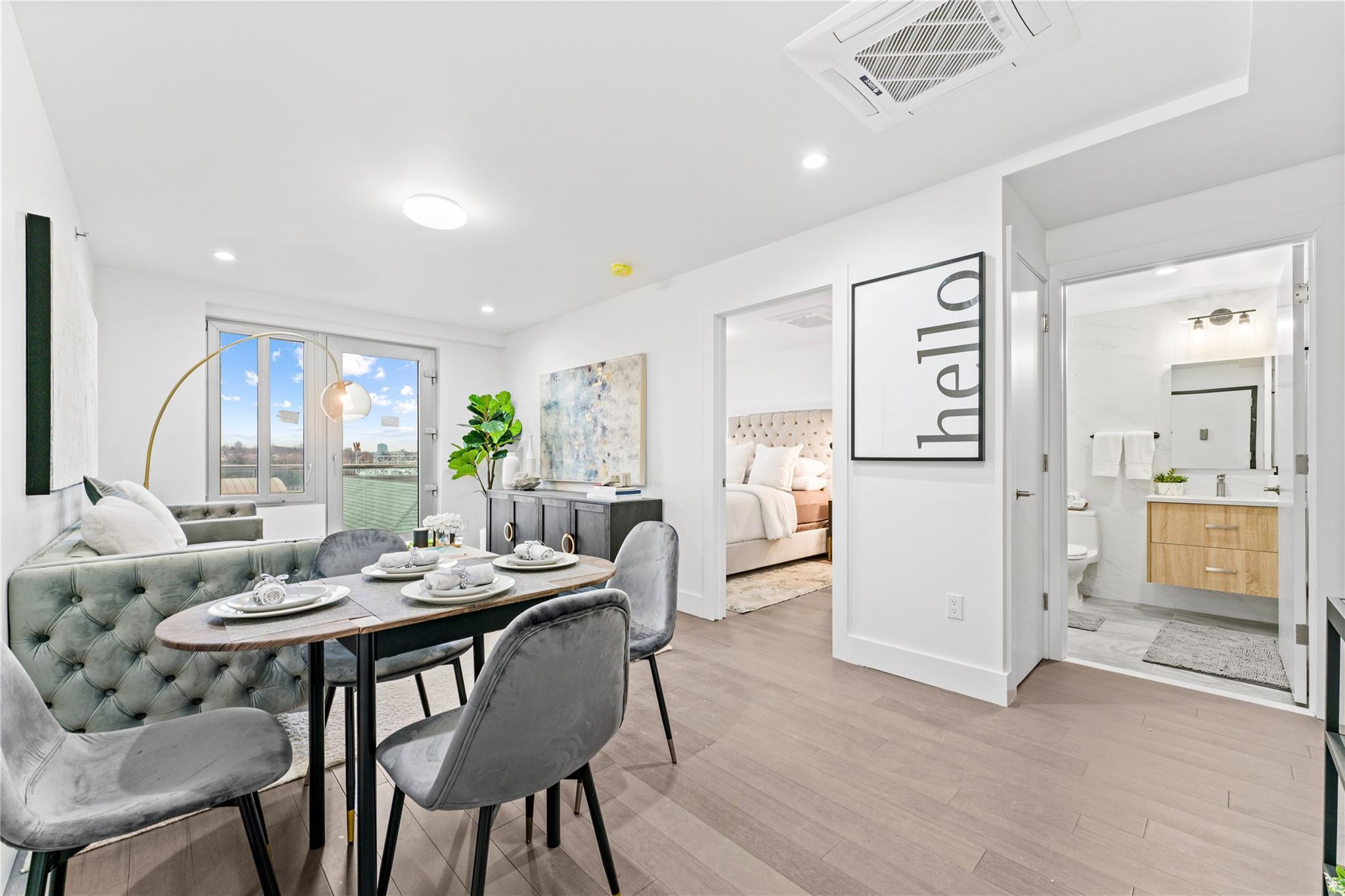 Condo Fowler  Queens, NY 11355, MLS-875334-2