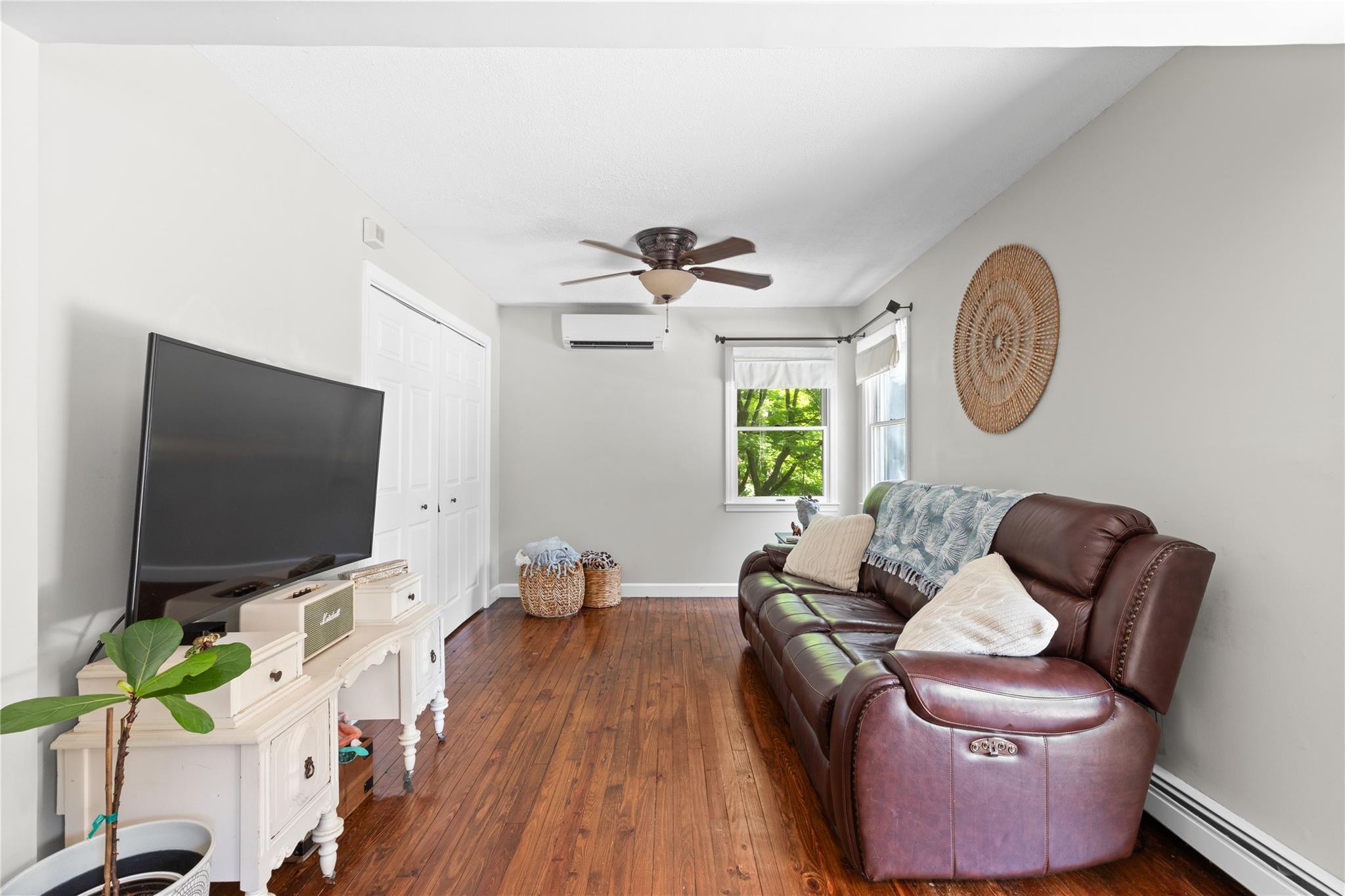 Single Family Birch  Suffolk County, NY 11778, MLS-875356-6