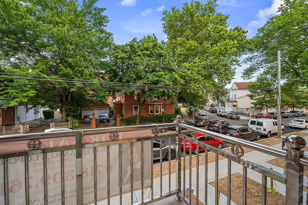 Single Family 49th  Queens, NY 11368, MLS-875368-25