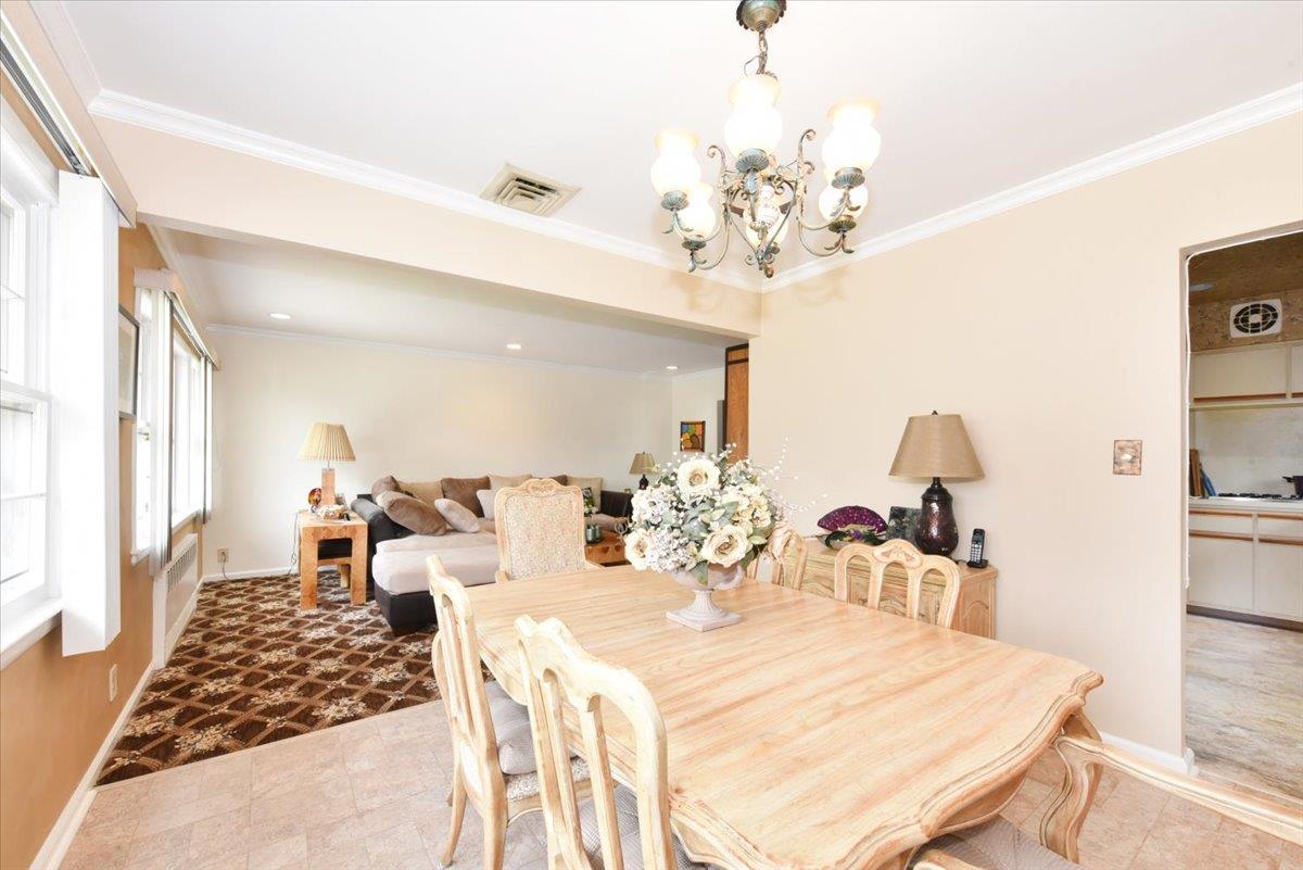 Single Family 212th  Queens, NY 11427, MLS-875371-10
