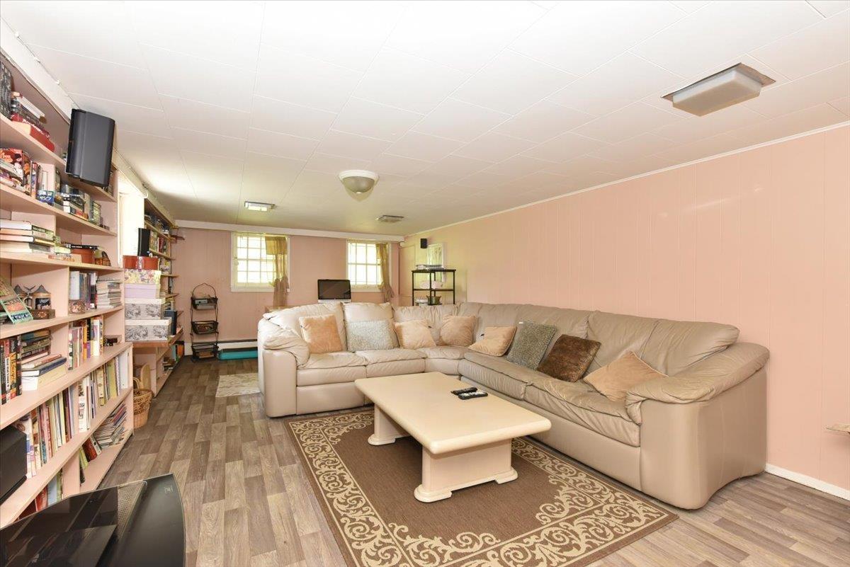 Single Family 212th  Queens, NY 11427, MLS-875371-21