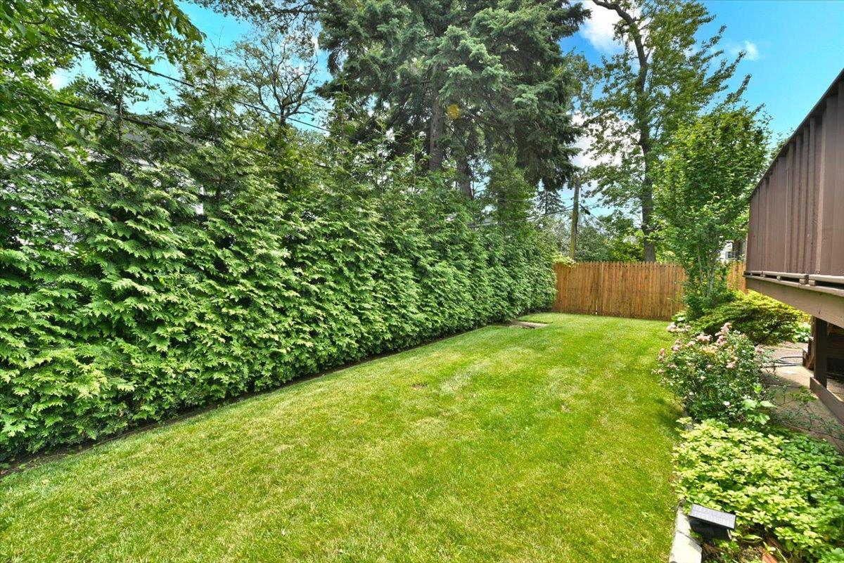 Single Family 212th  Queens, NY 11427, MLS-875371-29