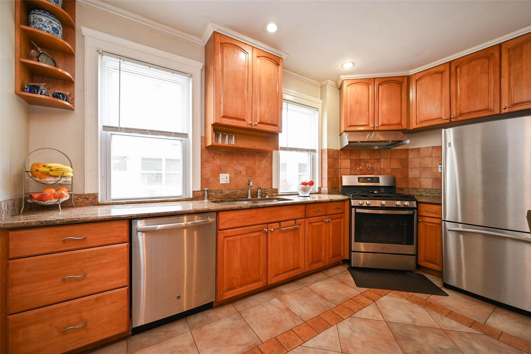 Single Family 159  Queens, NY 11358, MLS-875378-16