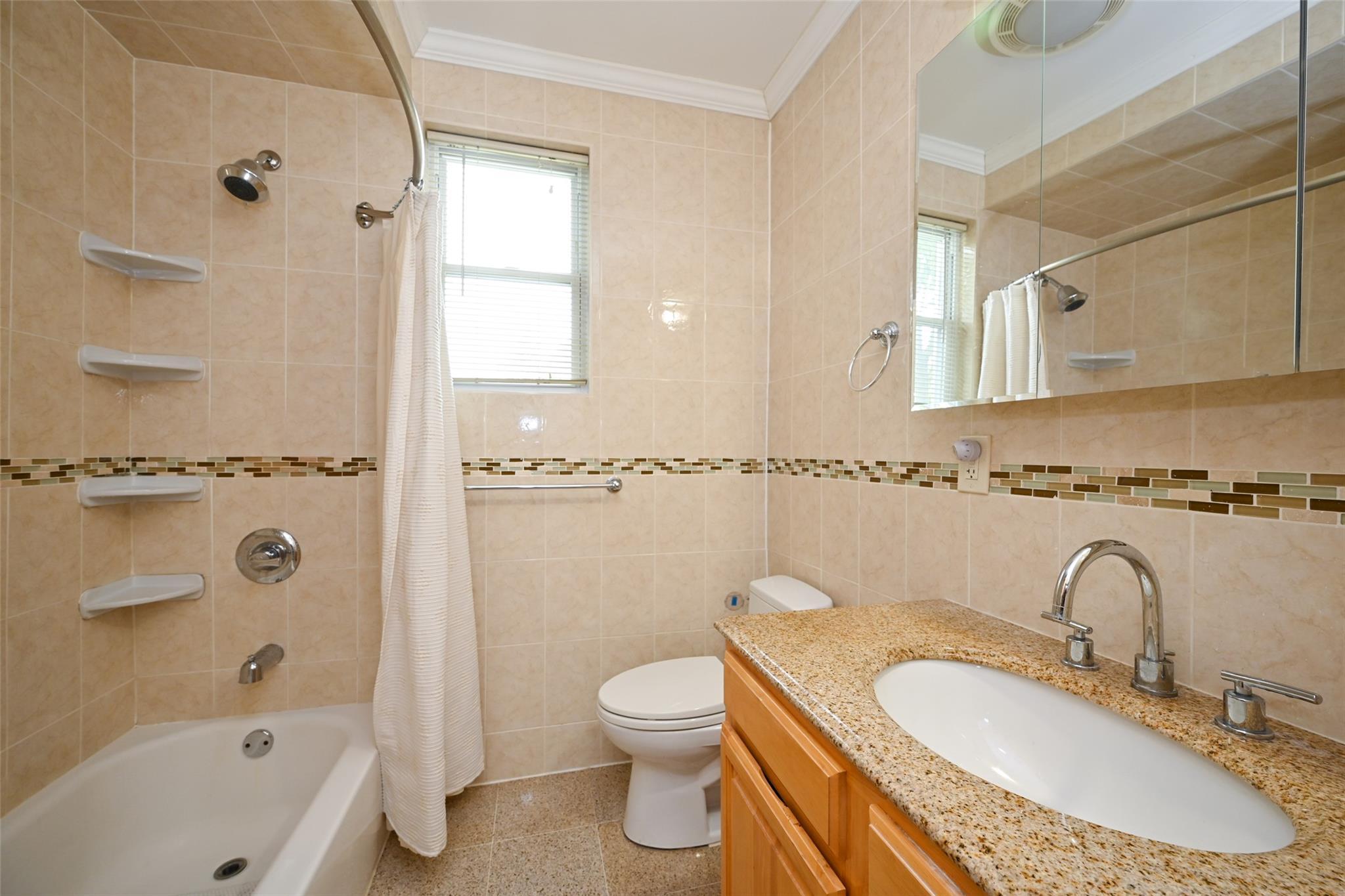 Single Family 159  Queens, NY 11358, MLS-875378-22