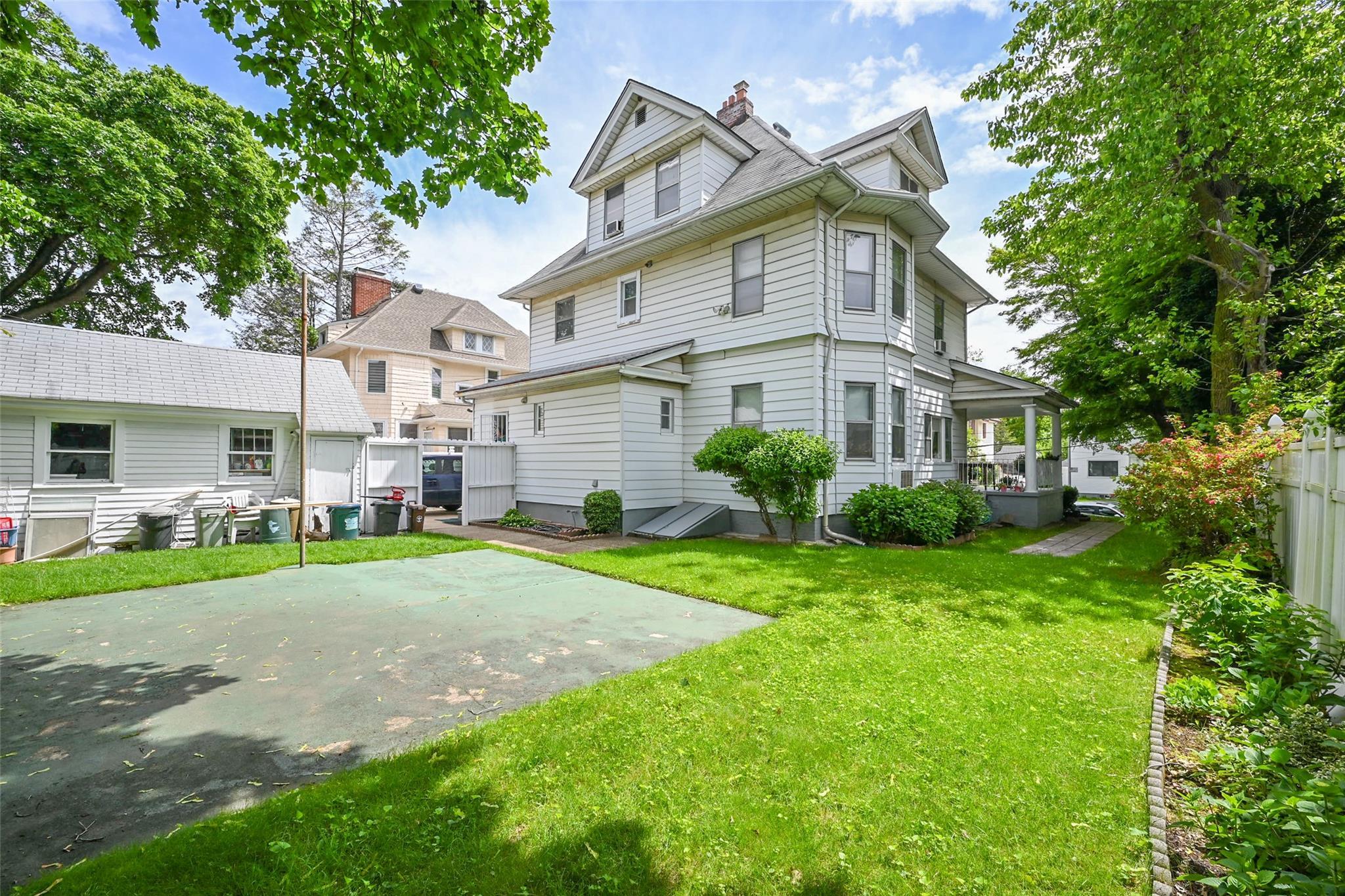 Single Family 159  Queens, NY 11358, MLS-875378-4