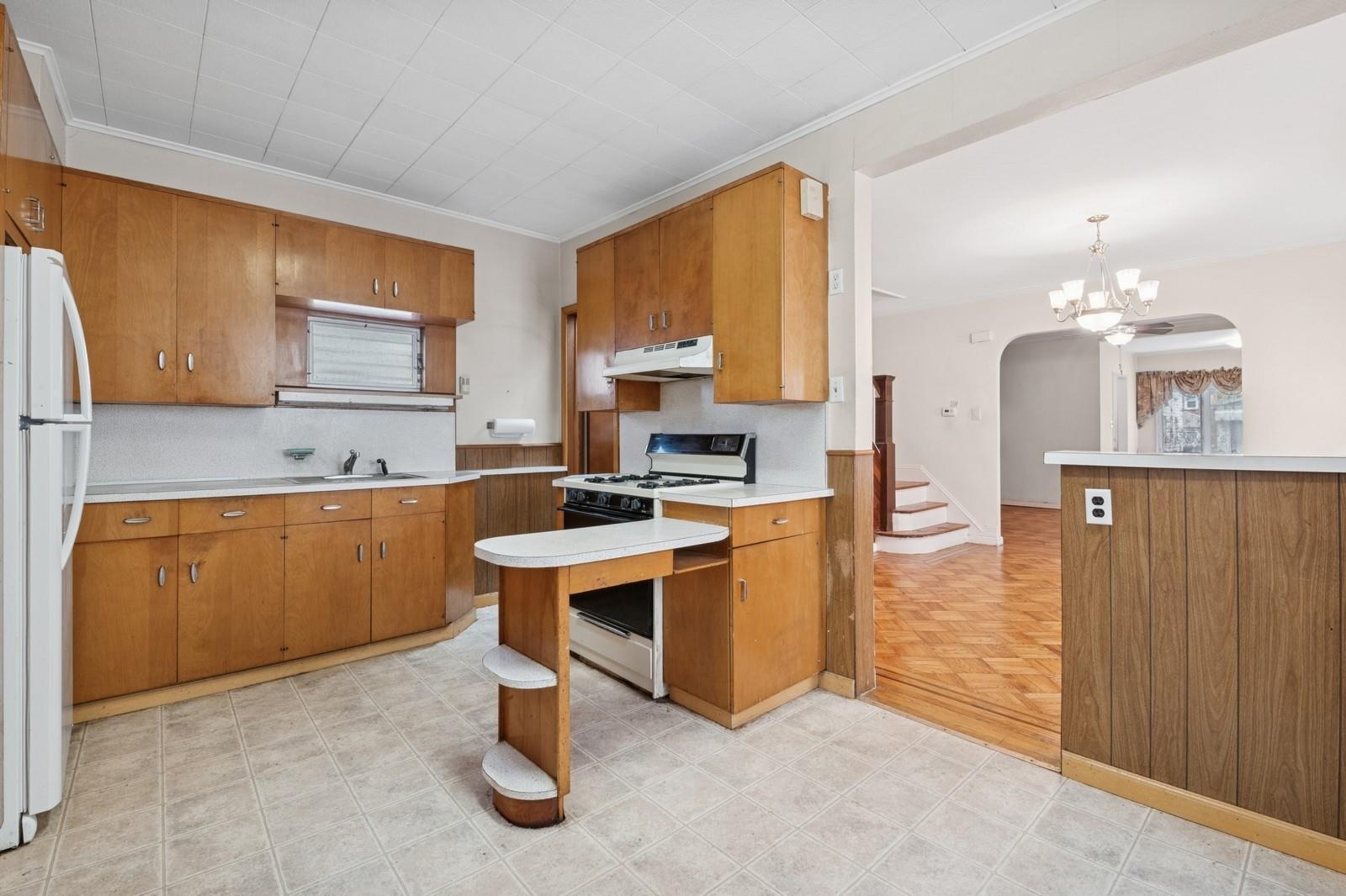 Single Family 69th  Queens, NY 11375, MLS-875379-12