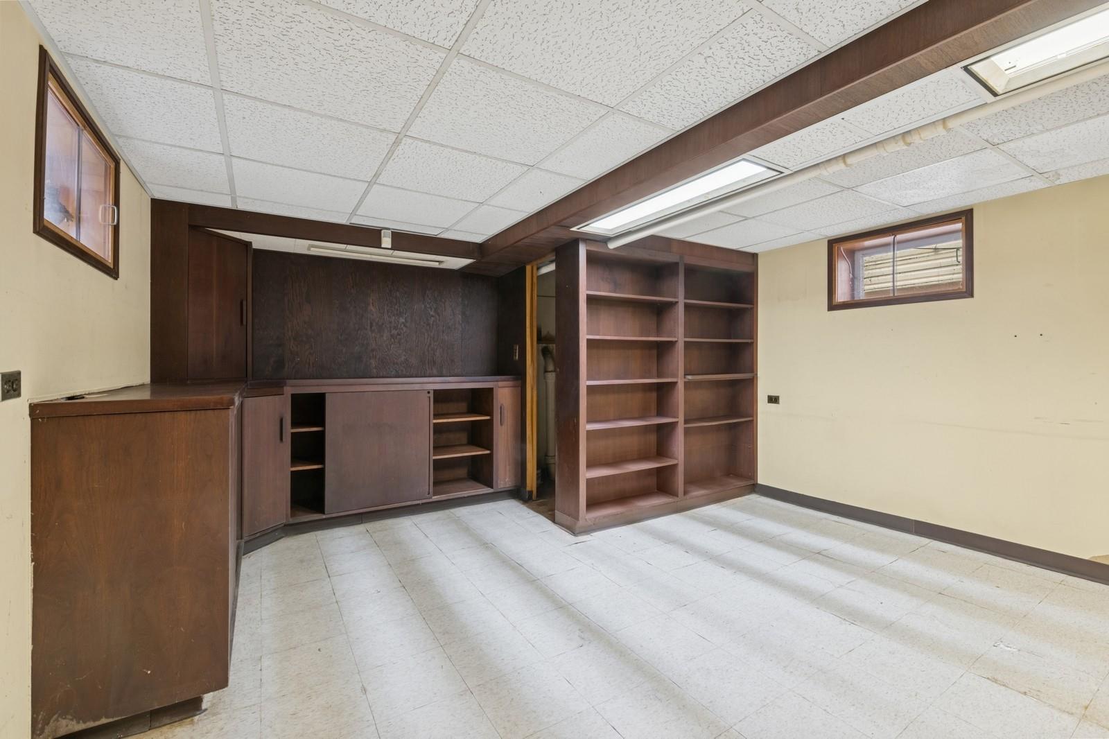Single Family 69th  Queens, NY 11375, MLS-875379-23