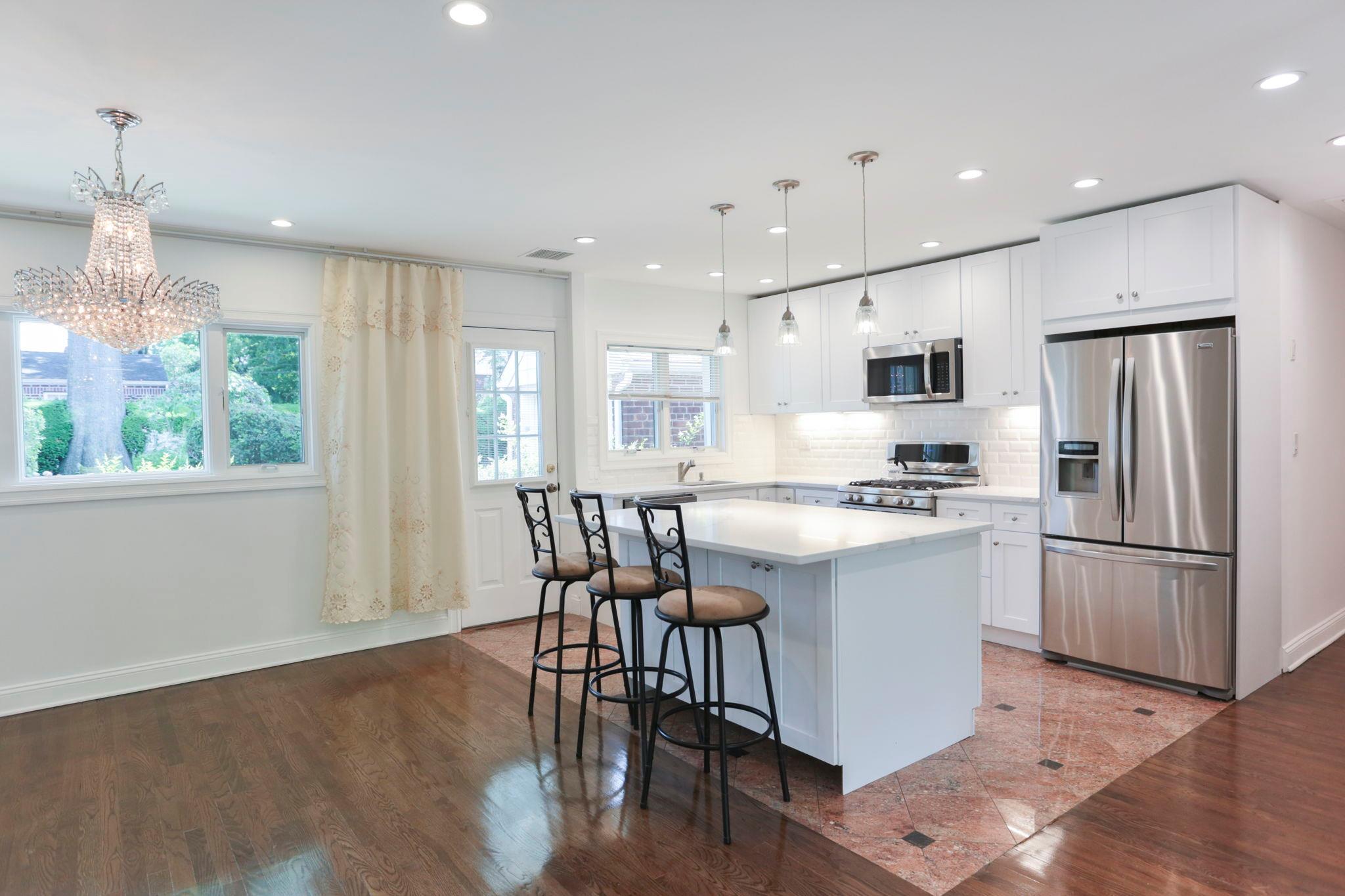Single Family Peck  Queens, NY 11364, MLS-875405-5
