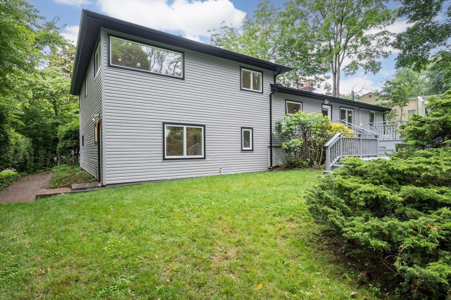 Single Family Junard  Nassau County, NY 11576, MLS-875410-26