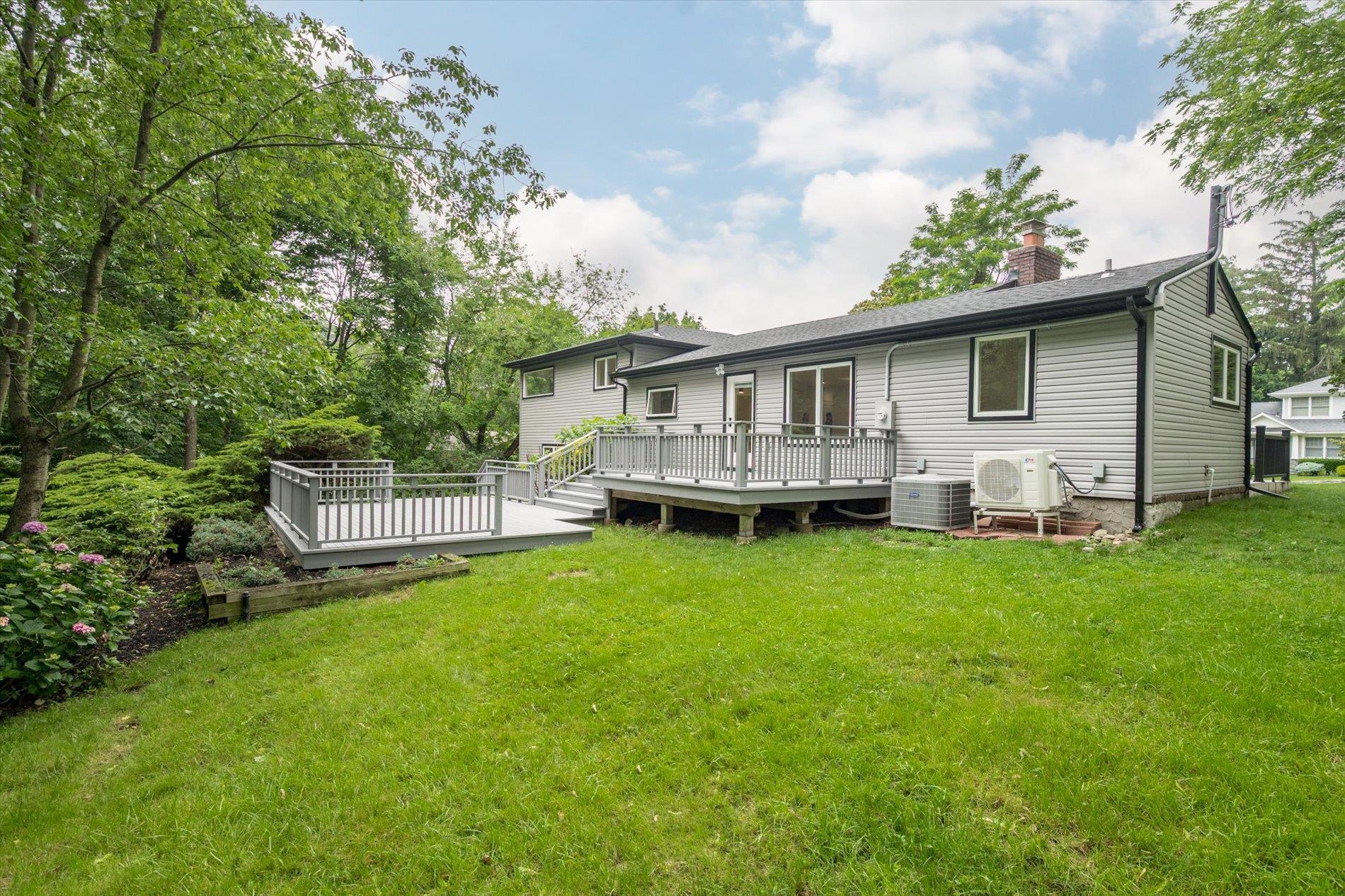 Single Family Junard  Nassau County, NY 11576, MLS-875410-28