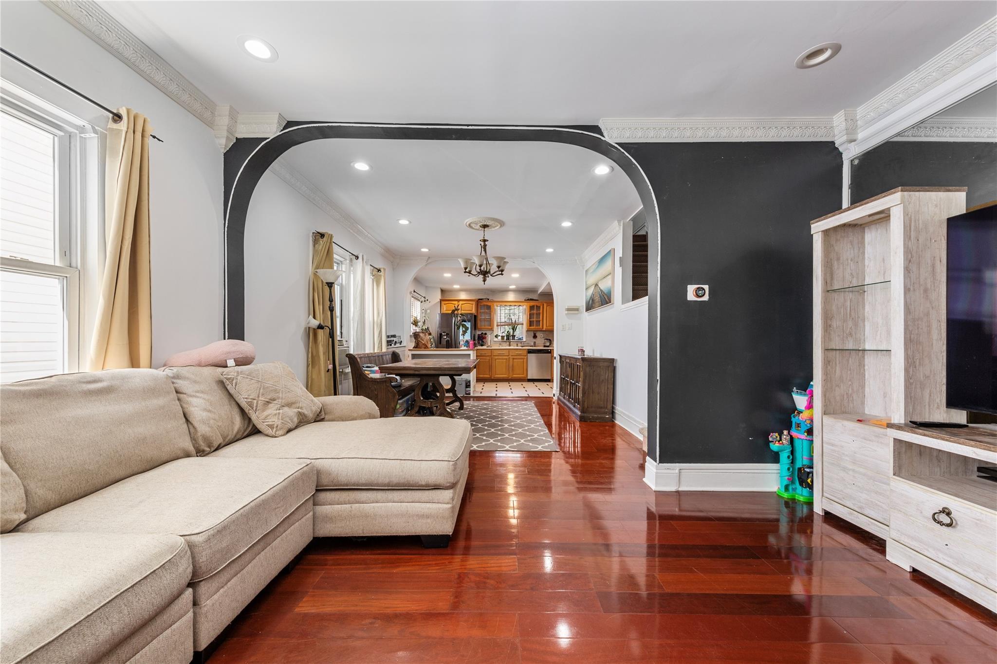Single Family 197th  Queens, NY 11412, MLS-875430-5