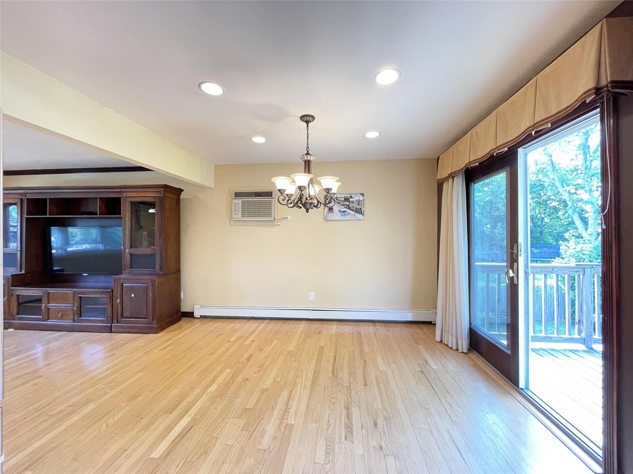 Single Family Grossman  Suffolk County, NY 11747, MLS-875431-16