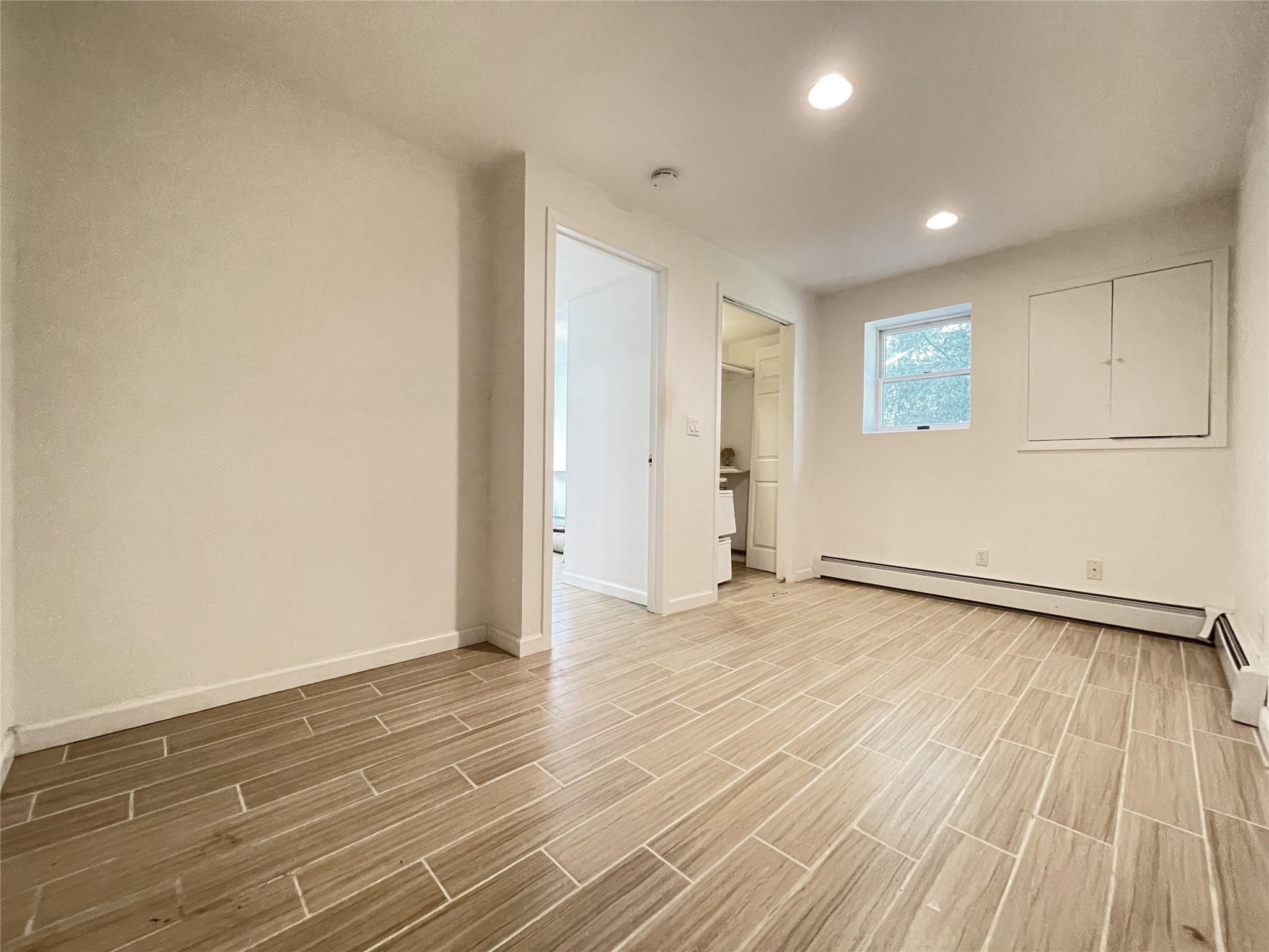 Single Family Grossman  Suffolk County, NY 11747, MLS-875431-33