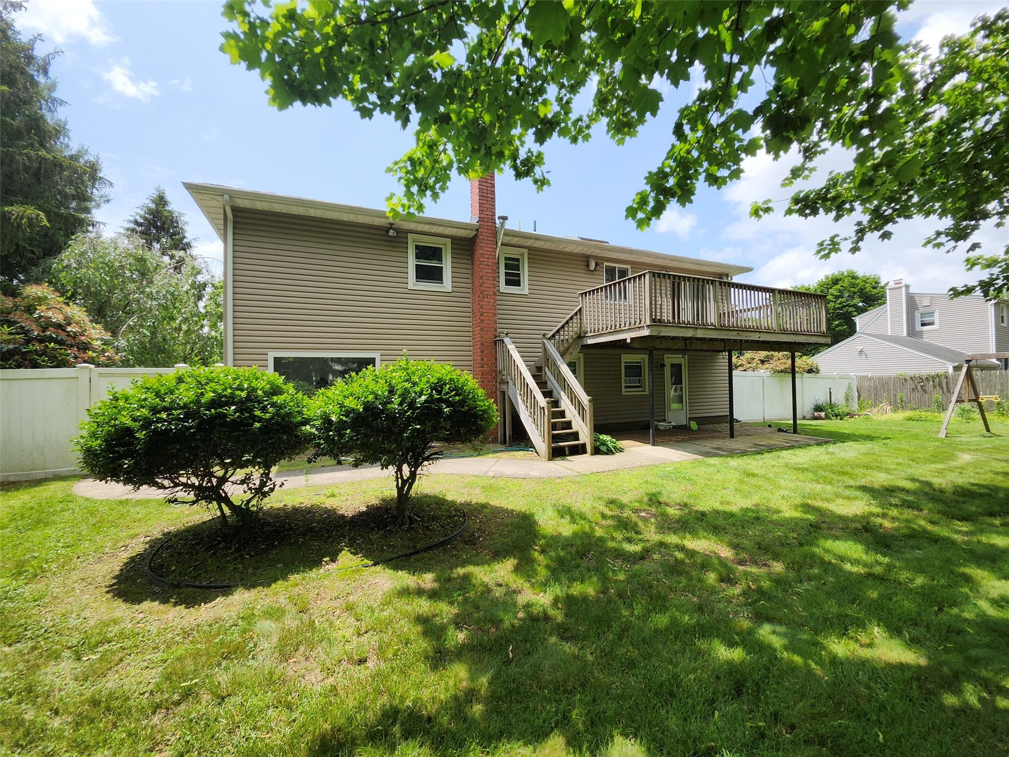 Single Family Grossman  Suffolk County, NY 11747, MLS-875431-6