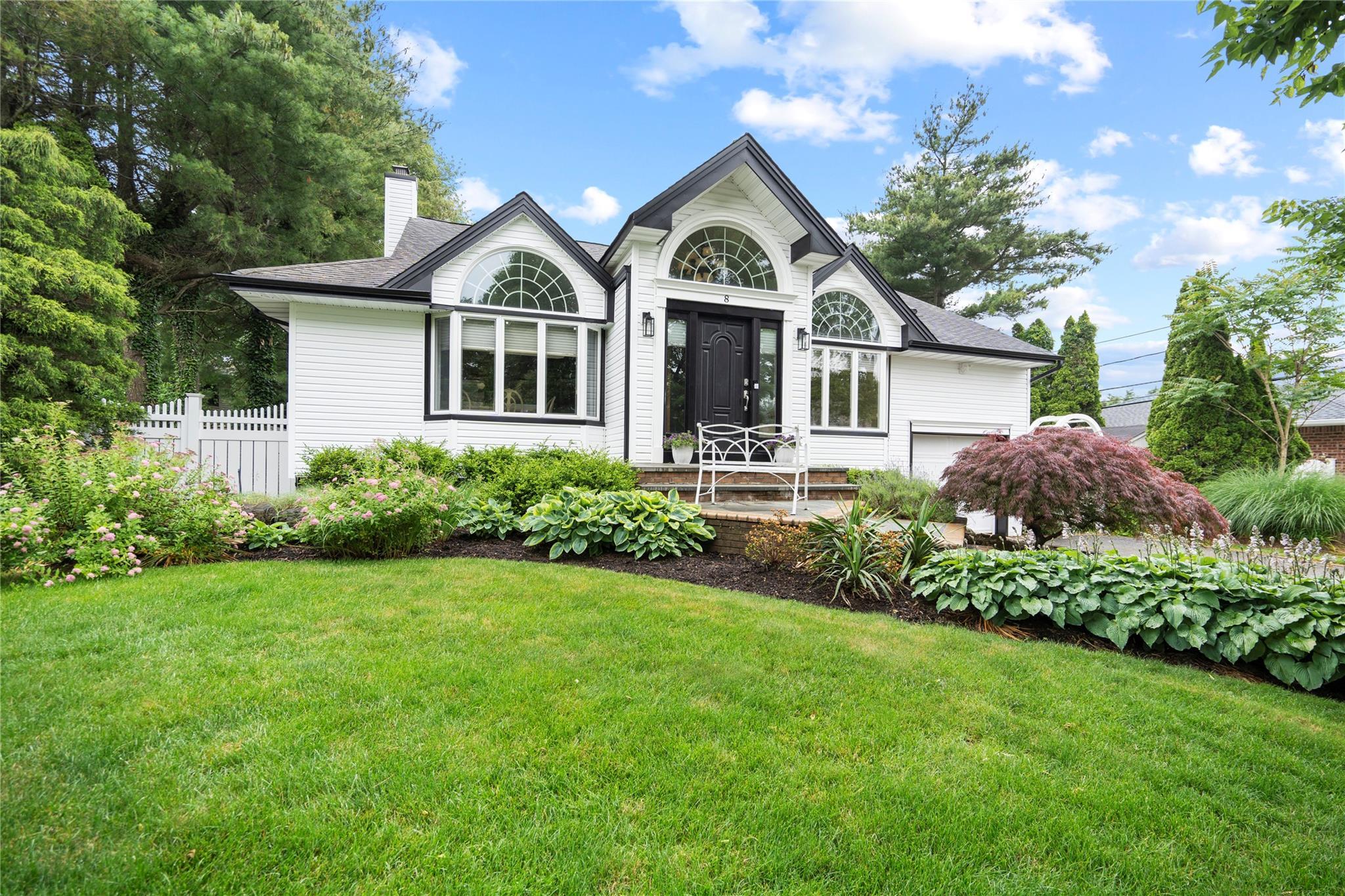 Single Family Ellis  Nassau County, NY 11791, MLS-875447-2