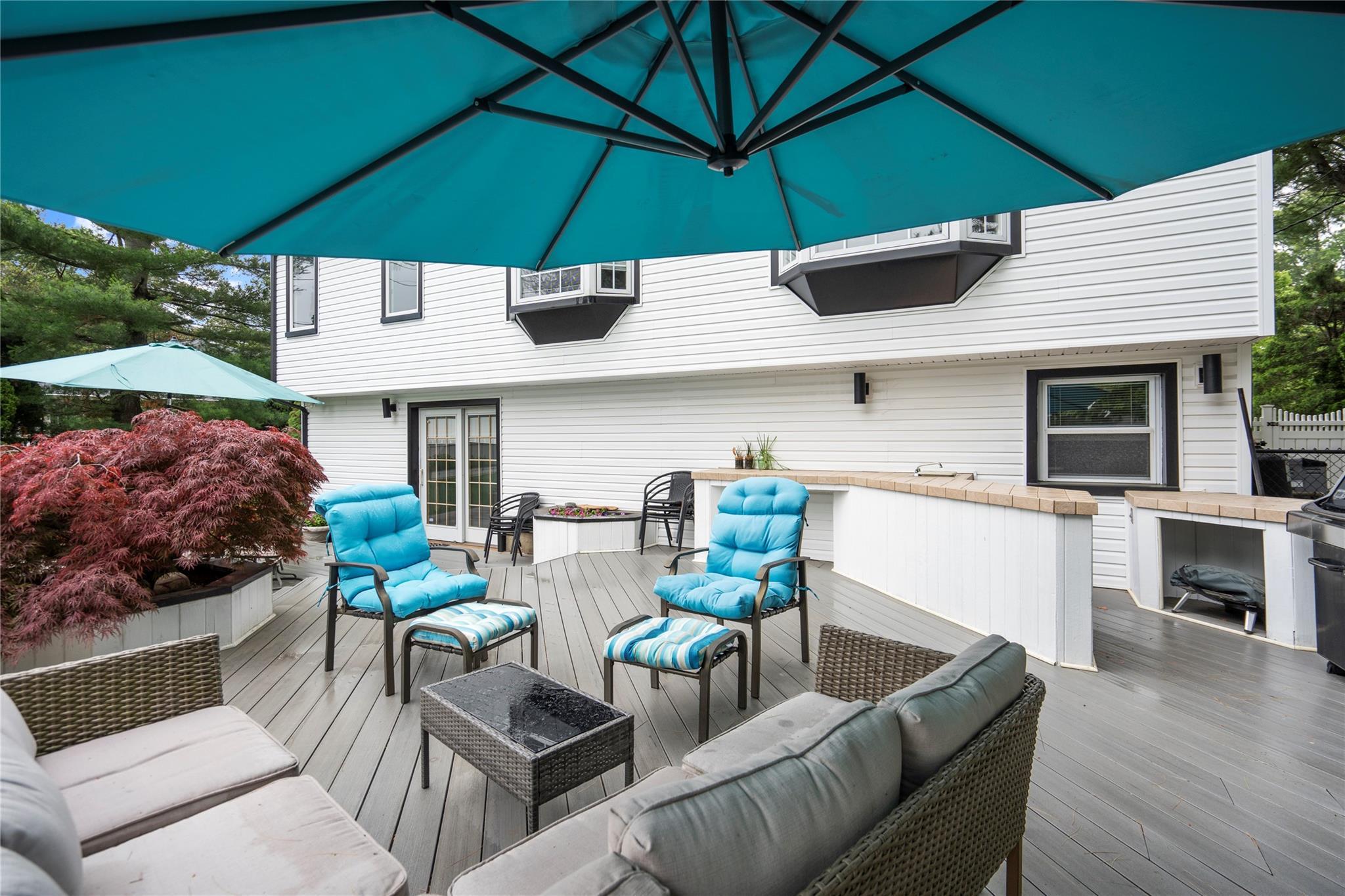 Single Family Ellis  Nassau County, NY 11791, MLS-875447-39