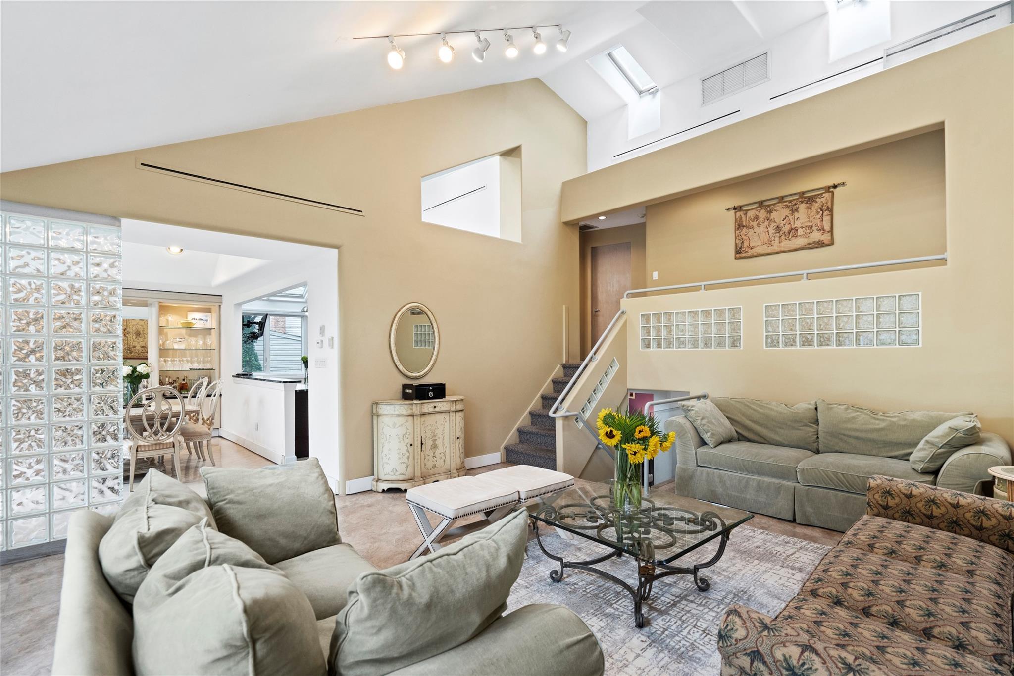 Single Family Ellis  Nassau County, NY 11791, MLS-875447-8