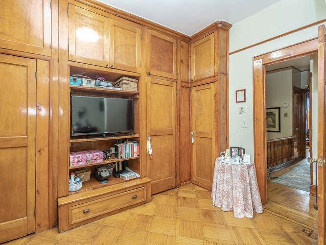 Single Family Clarkson  Brooklyn, NY 11226, MLS-875451-17