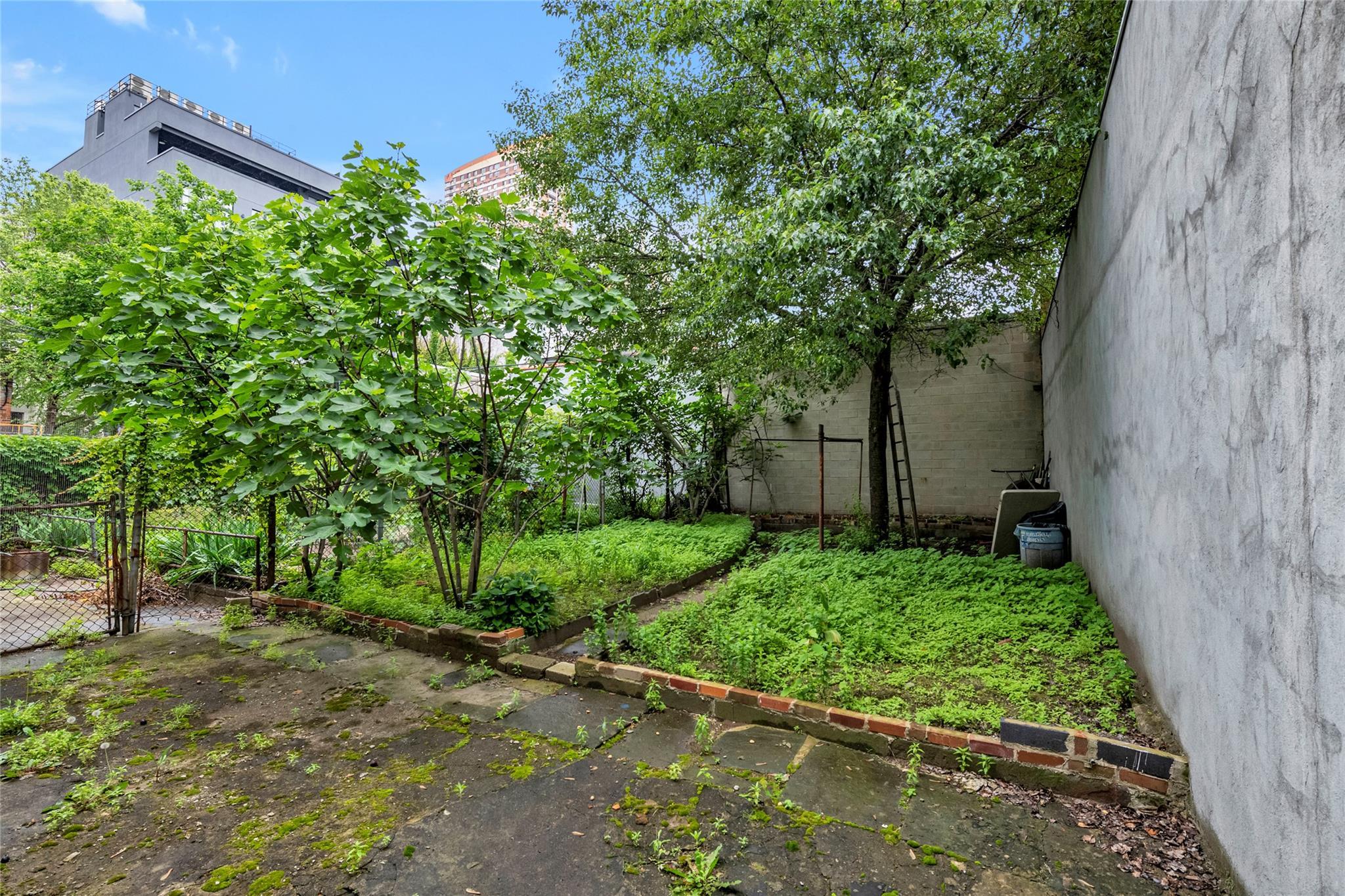 Single Family 51st  Queens, NY 11101, MLS-875477-9