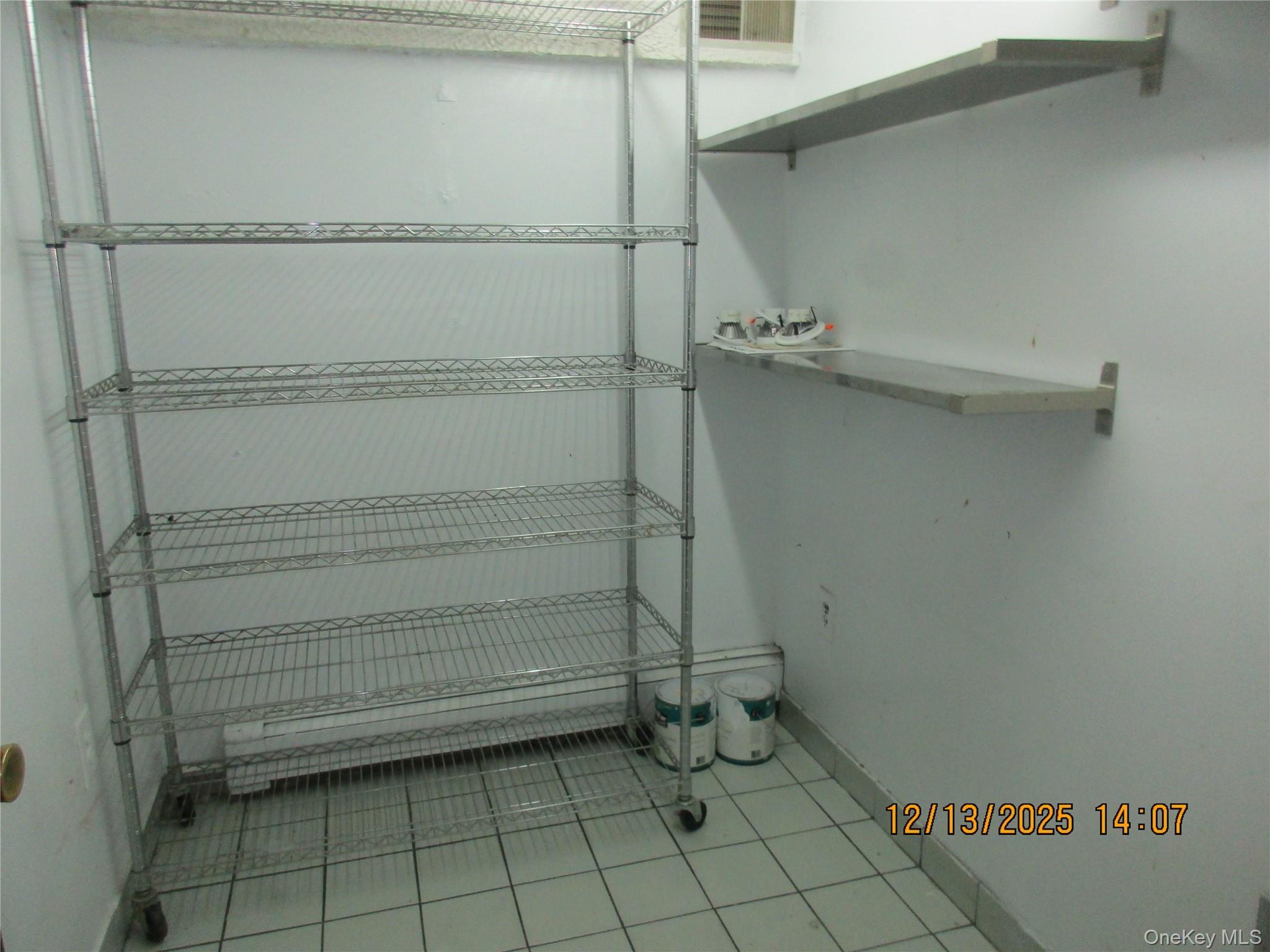 Commercial Lease Metropolitan  Queens, NY 11379, MLS-875481-12