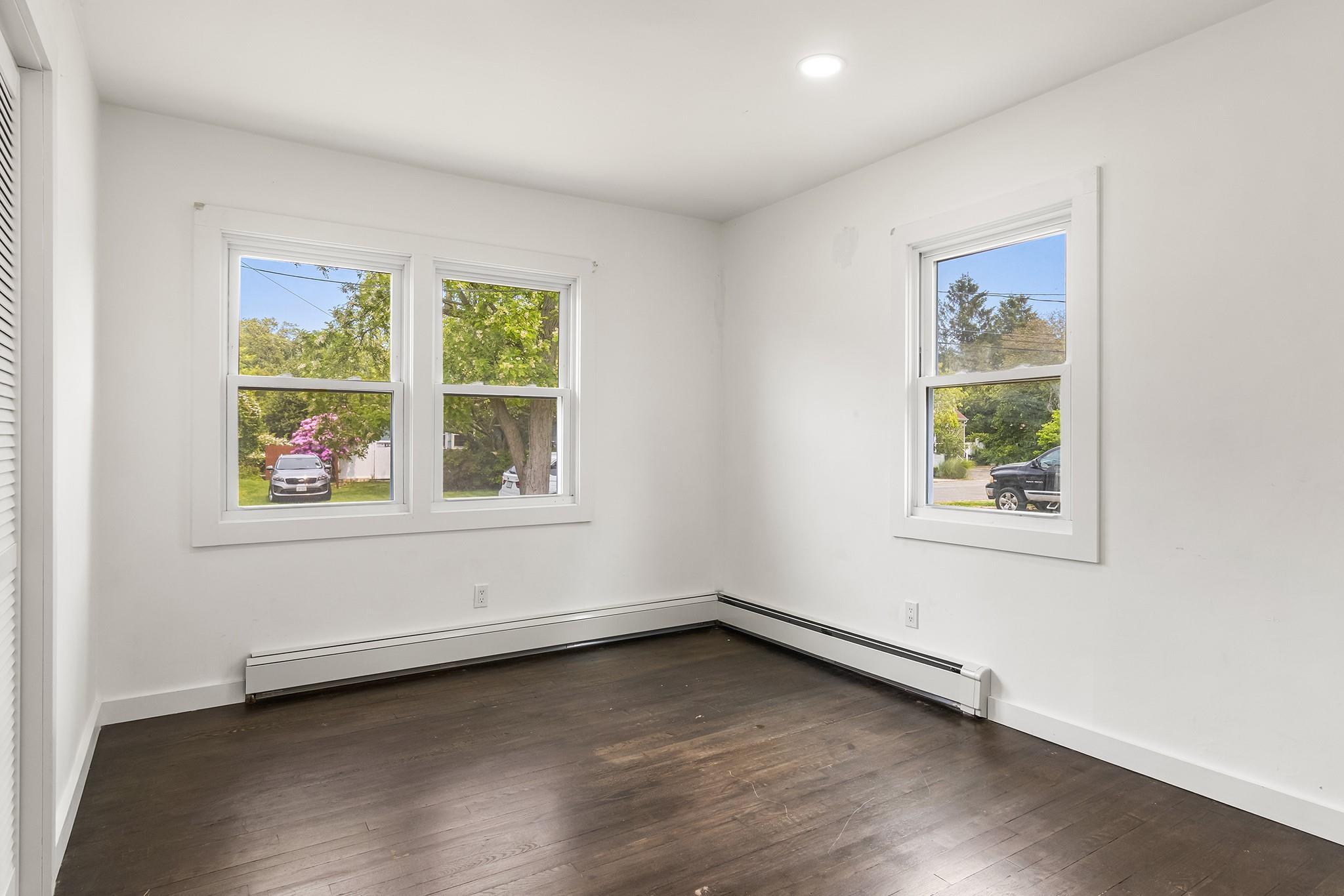Single Family Parkview  Suffolk County, NY 11967, MLS-875486-12