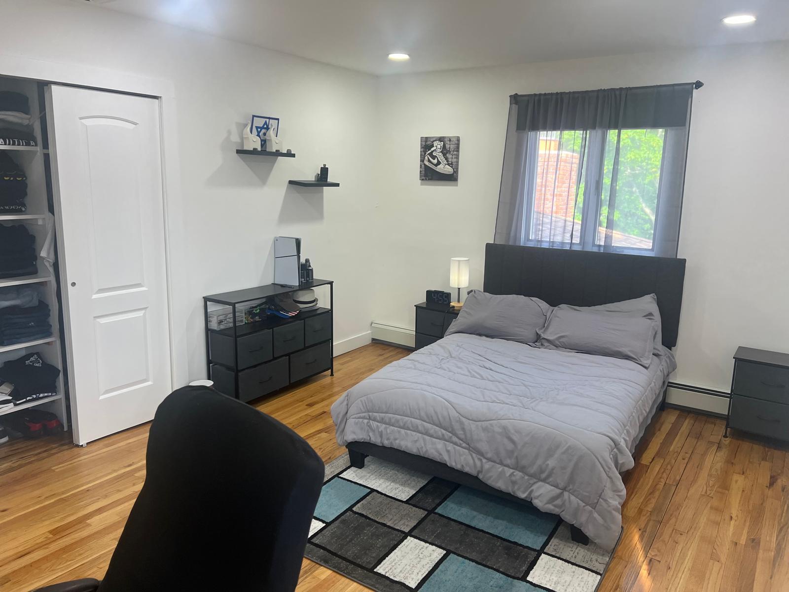 Single Family Lynn Nassau County, NY 11598, MLS-875493-12