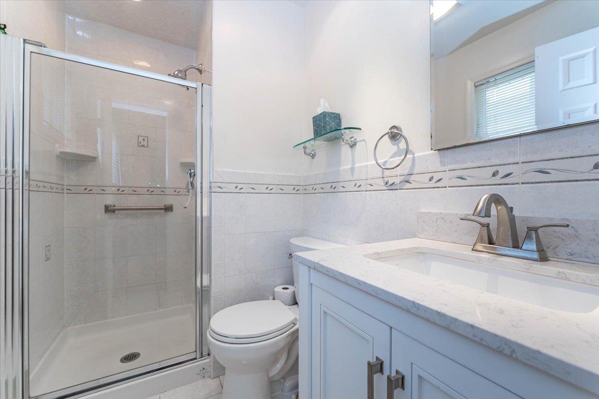 Single Family Longacre  Nassau County, NY 11598, MLS-875518-12