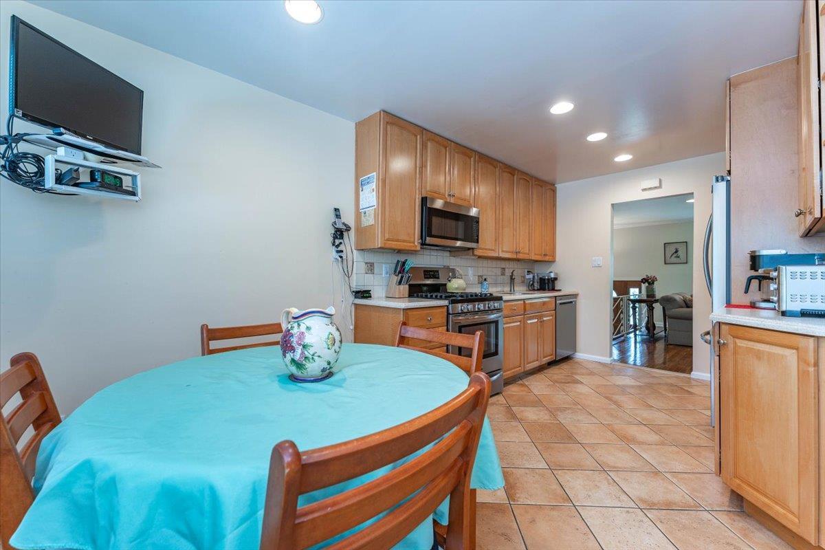 Single Family Longacre  Nassau County, NY 11598, MLS-875518-7