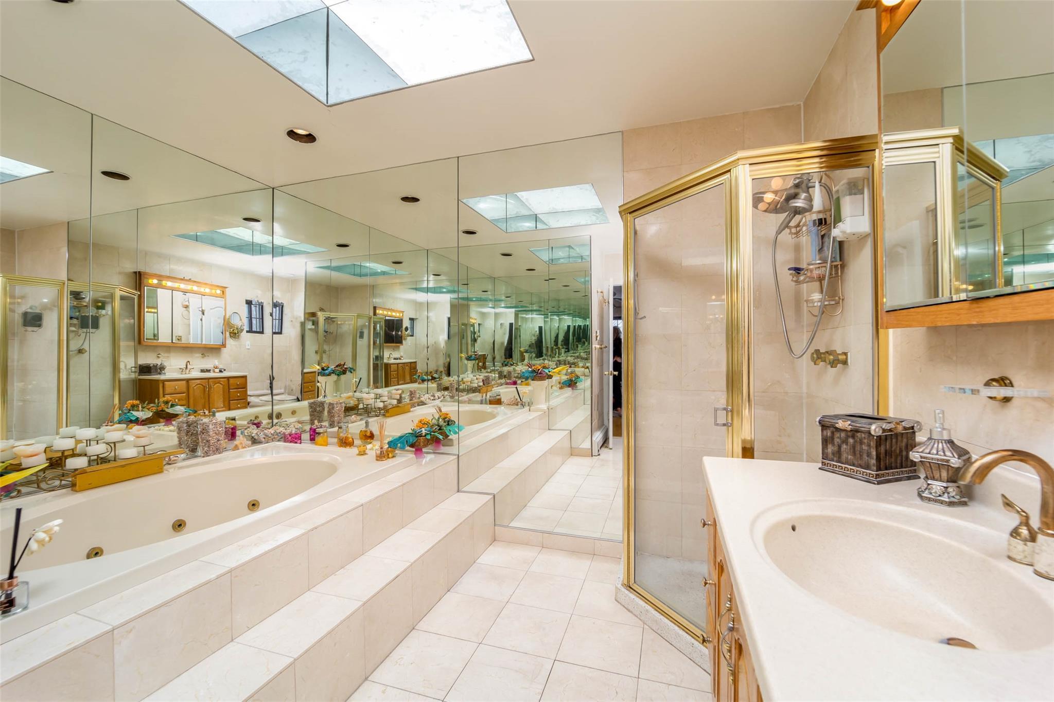 Condo Julius  Queens, NY 11356, MLS-875528-15