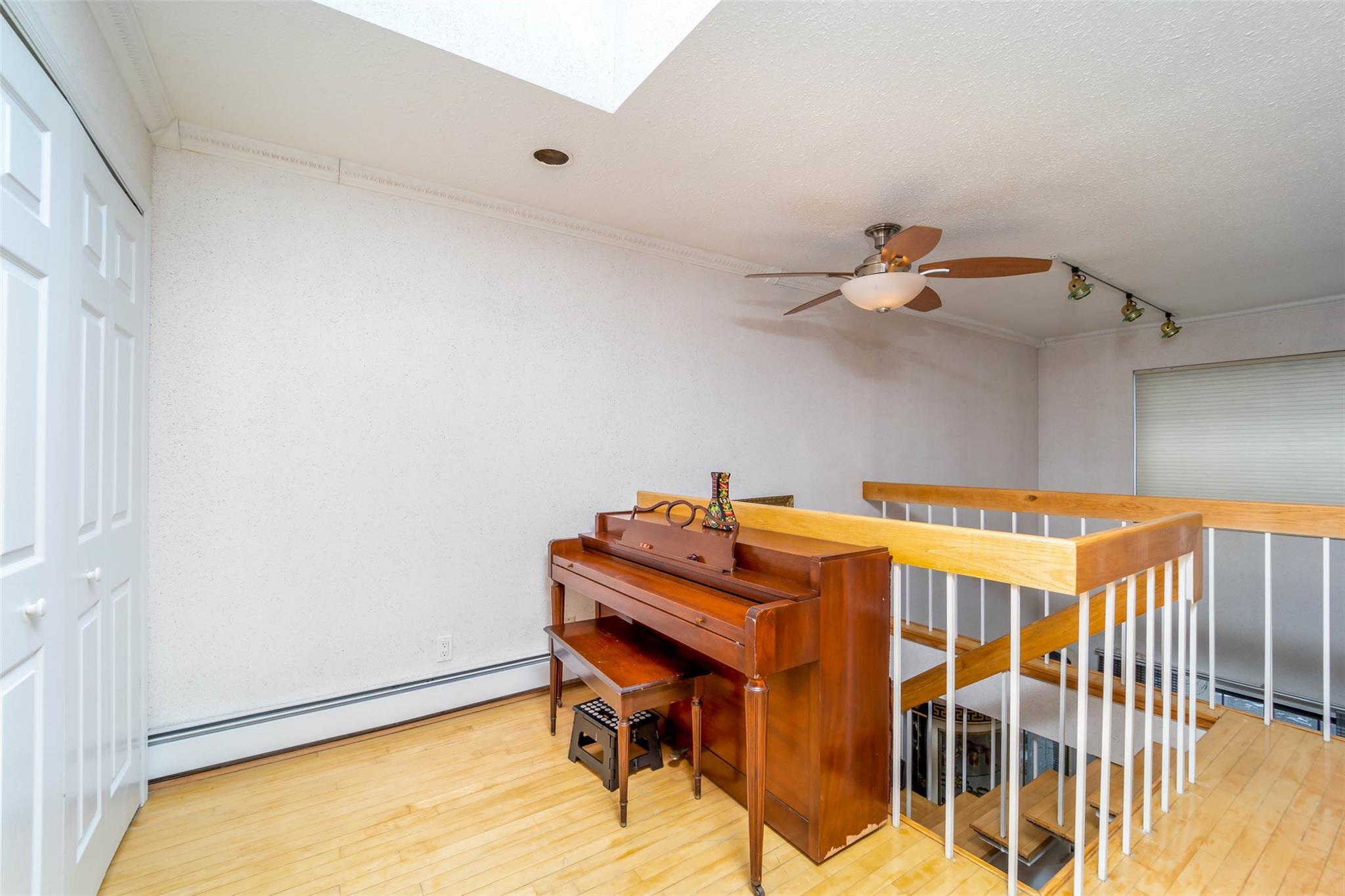 Condo Julius  Queens, NY 11356, MLS-875528-17