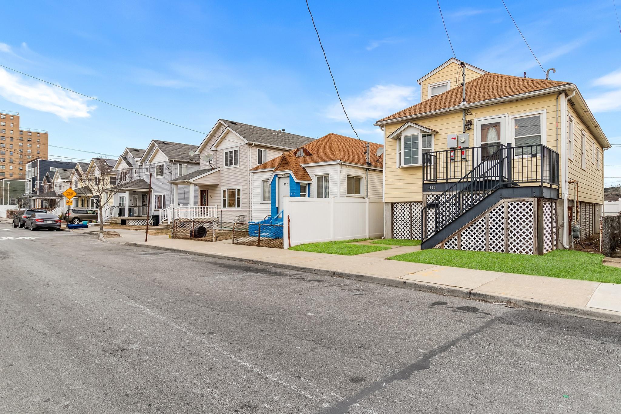 Single Family Beach 39th  Queens, NY 11691, MLS-875531-2