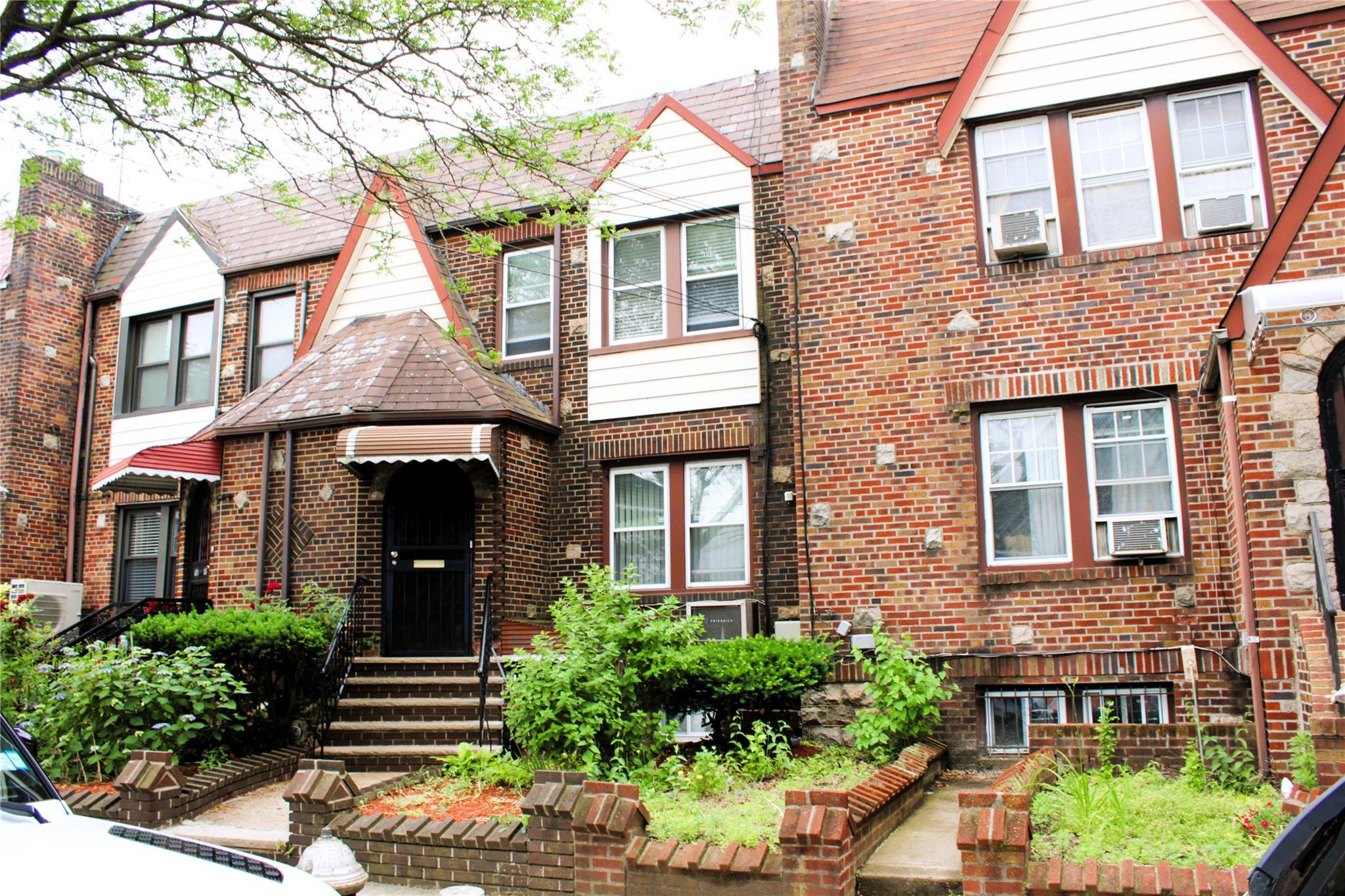 Single Family 87th  Queens, NY 11417, MLS-875537-2