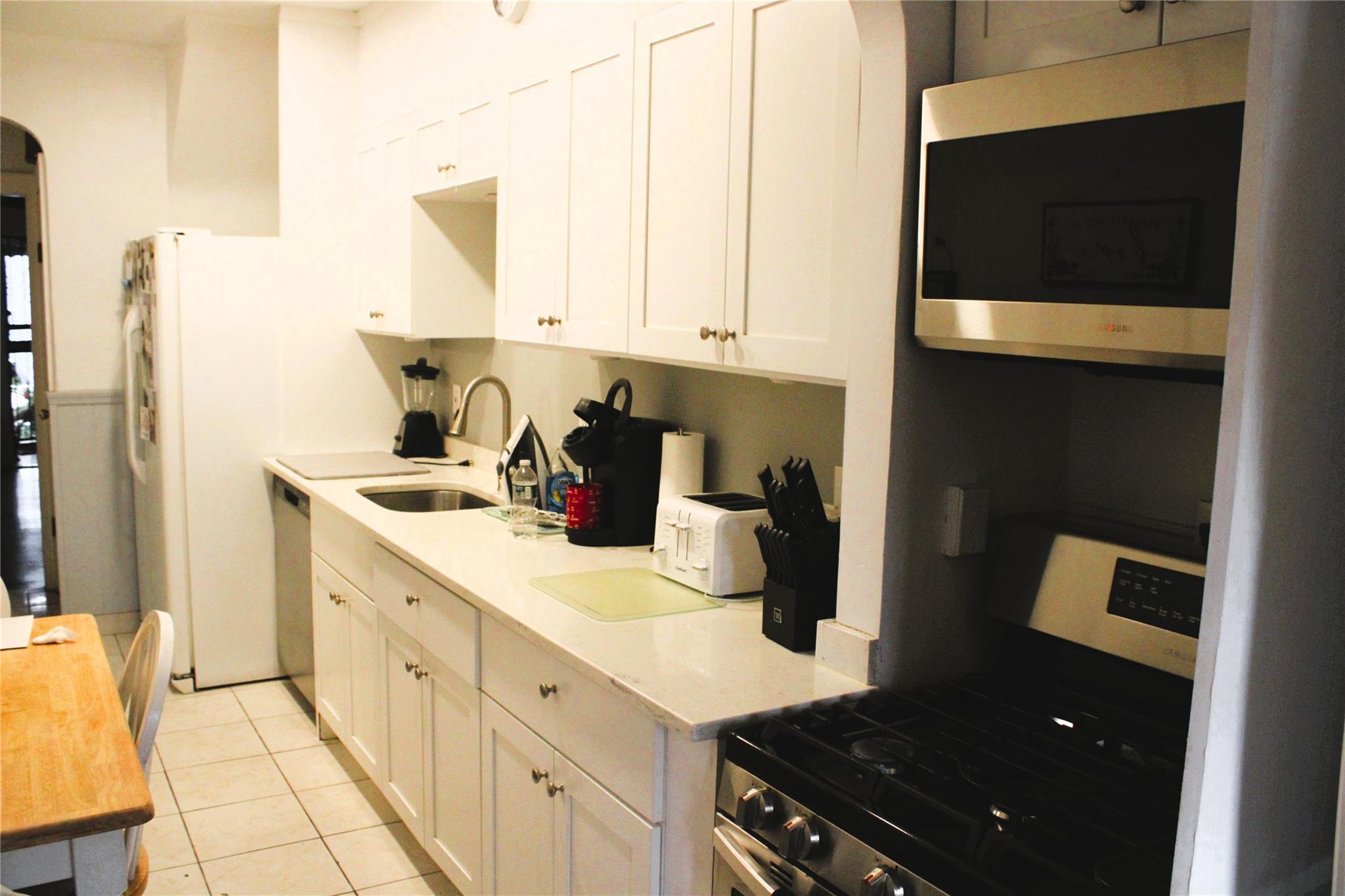 Single Family 87th  Queens, NY 11417, MLS-875537-8