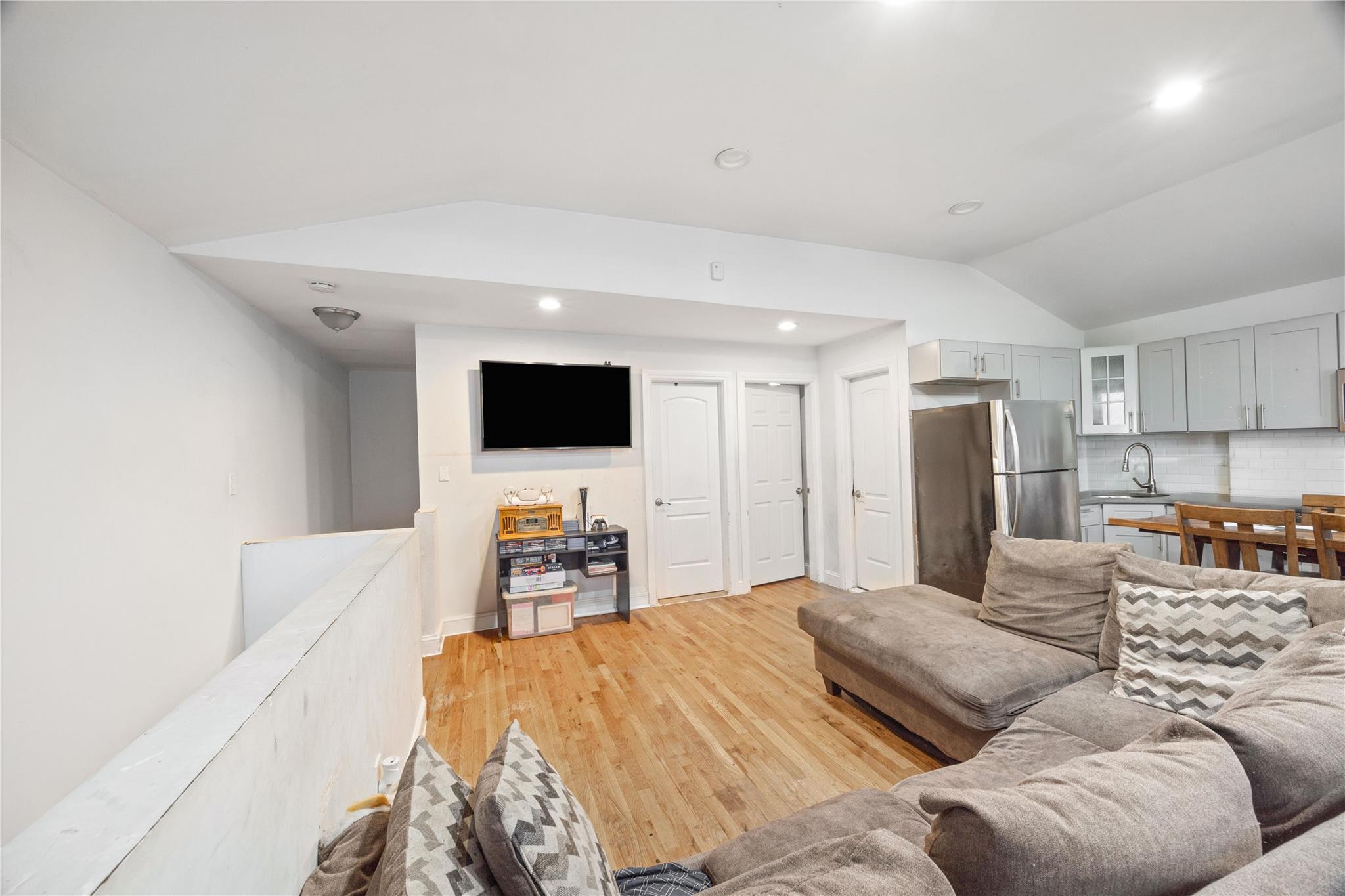 Single Family Decatur  Bronx, NY 10458, MLS-875543-21