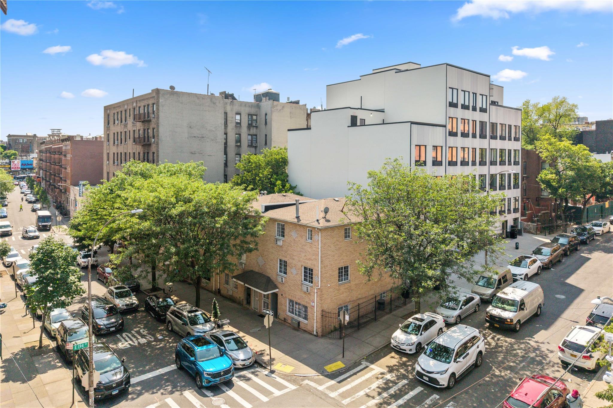 Single Family Decatur  Bronx, NY 10458, MLS-875543-32