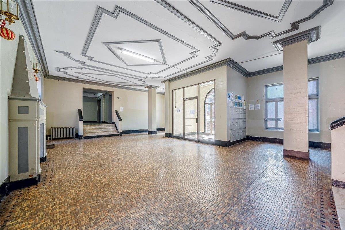 Coop 65th Place  Queens, NY 11377, MLS-875587-4