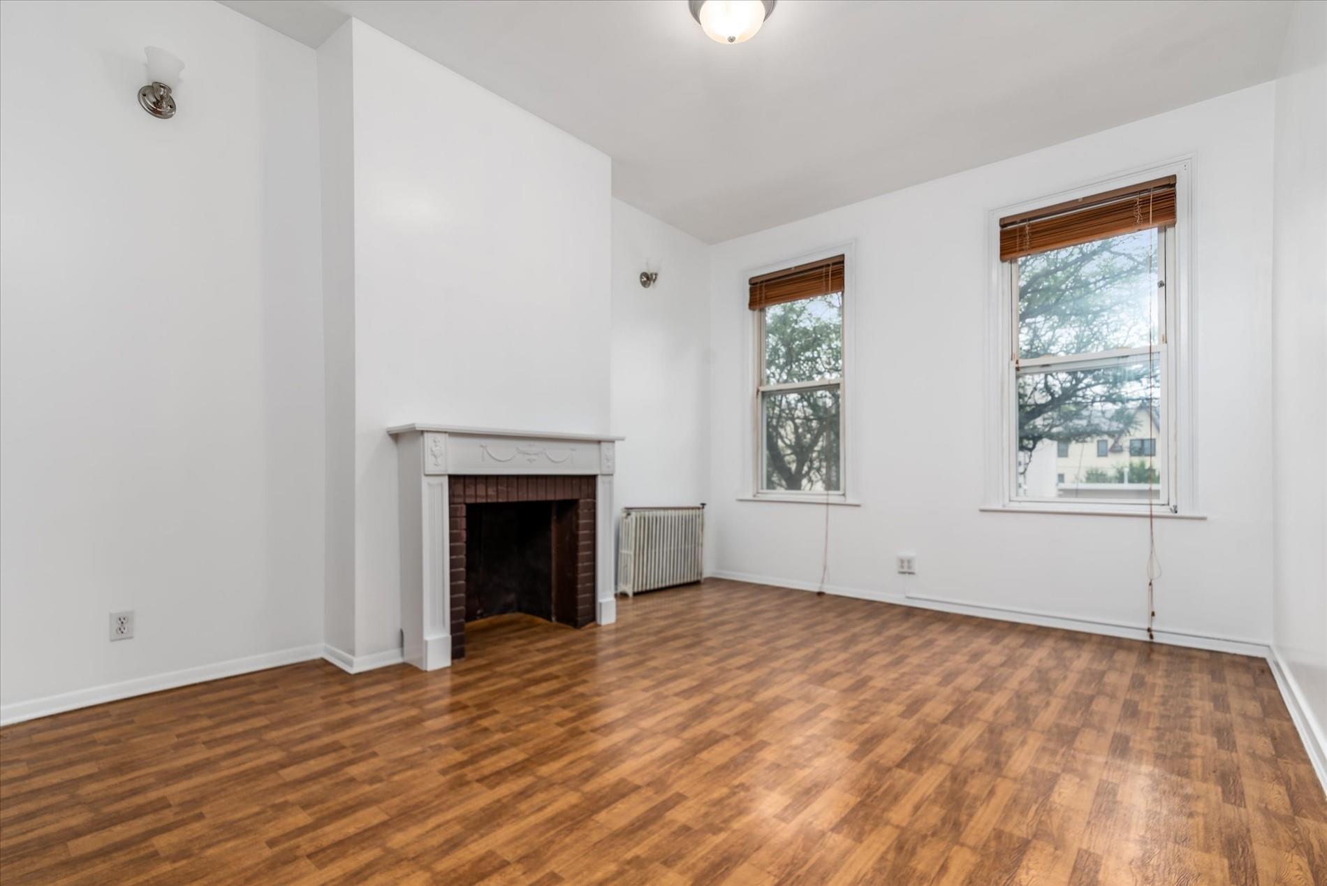 Single Family 69th  Queens, NY 11385, MLS-875596-20
