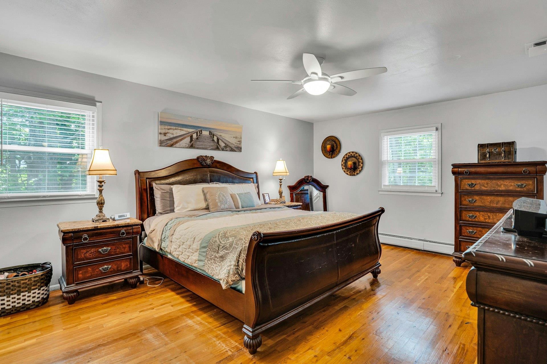 Single Family Threepence  Suffolk County, NY 11747, MLS-875604-35