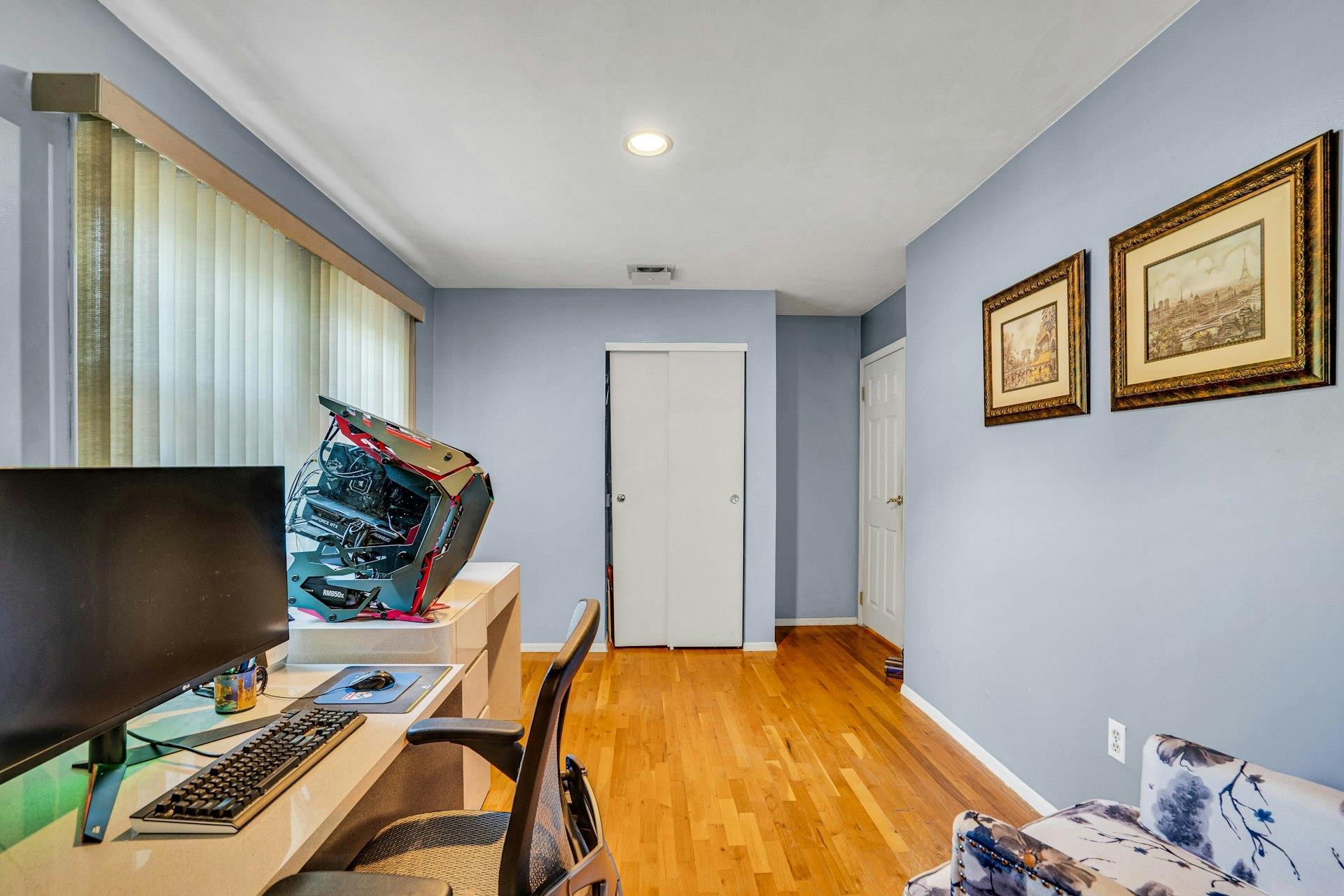Single Family Threepence  Suffolk County, NY 11747, MLS-875604-38