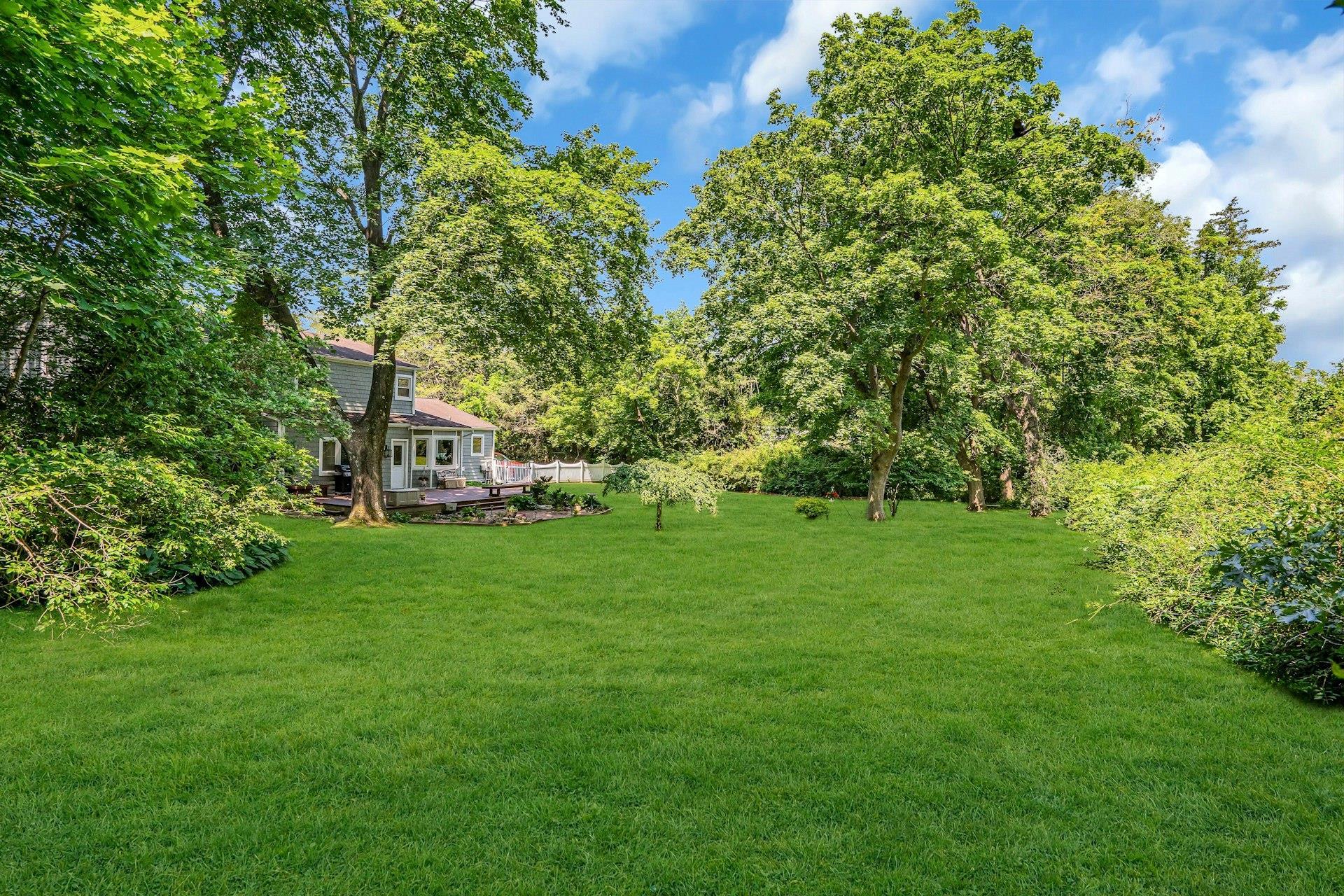 Single Family Threepence  Suffolk County, NY 11747, MLS-875604-41